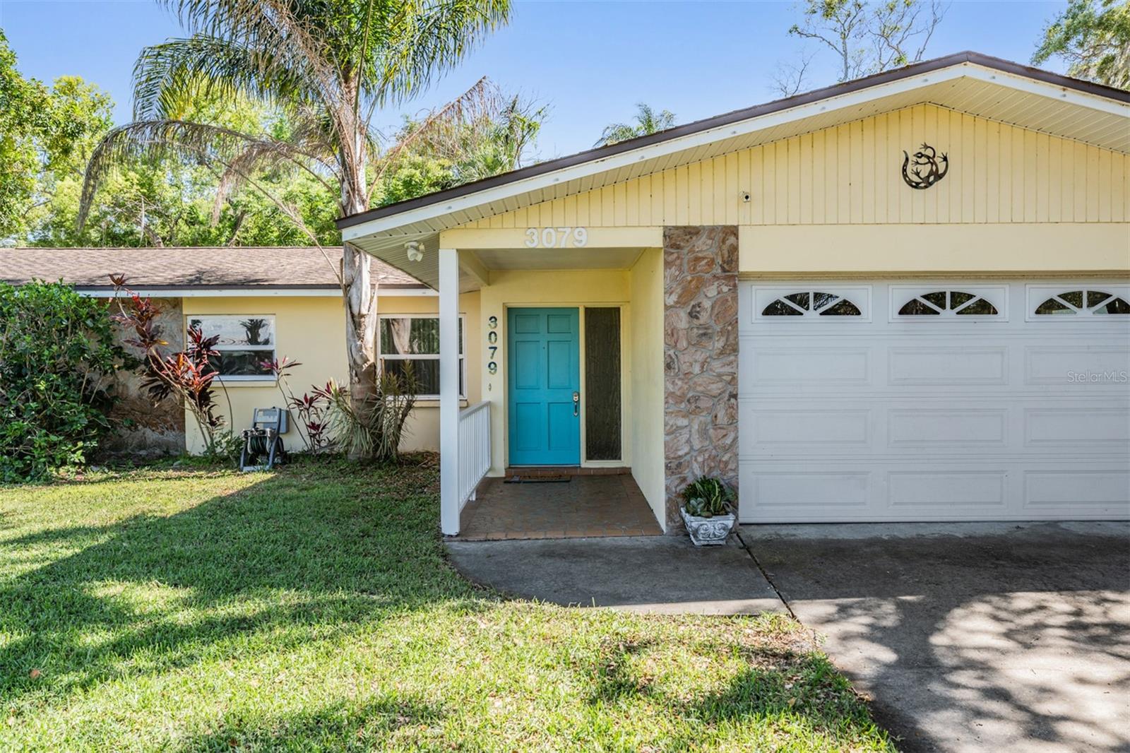 Image 3 of 30 For 3079 Kapok Kove Drive