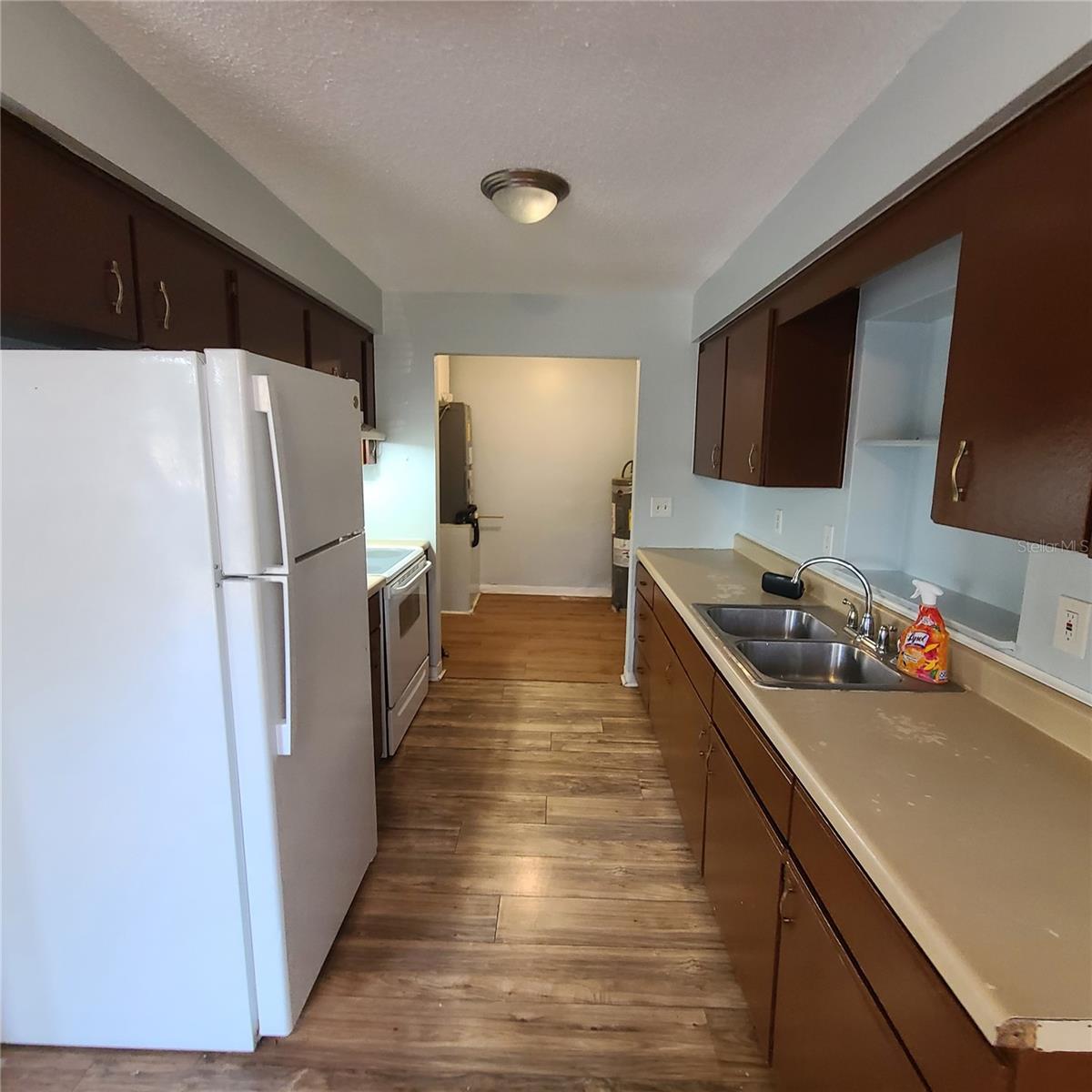 Image 13 of 33 For 705 2nd Street