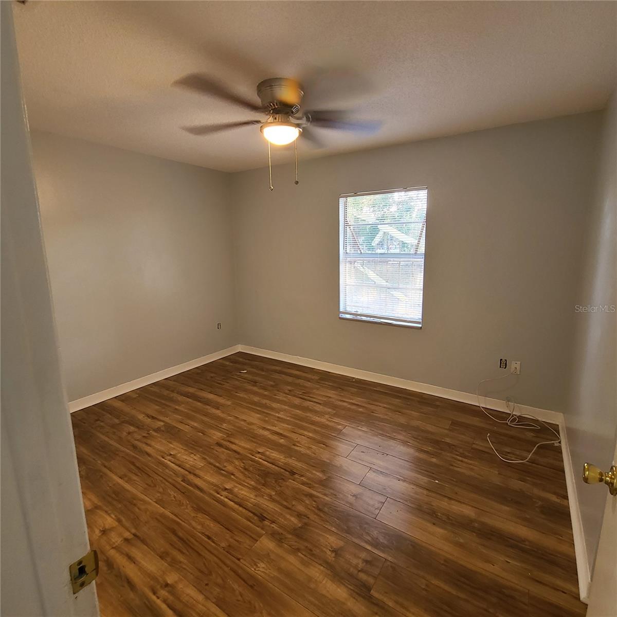 Image 16 of 33 For 705 2nd Street