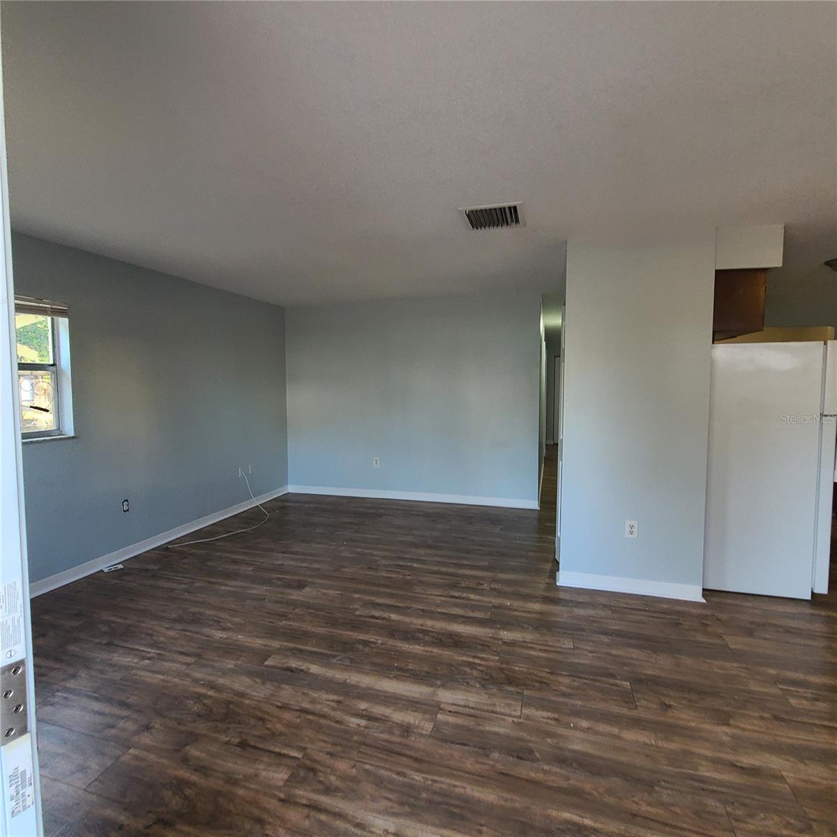Image 3 of 33 For 705 2nd Street