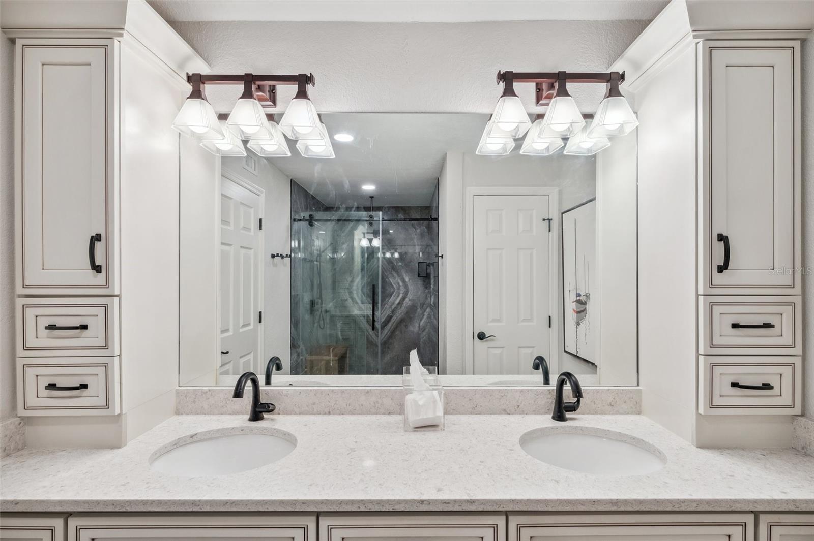 Image 26 of 50 For 5240 Coquina Key Drive Se B