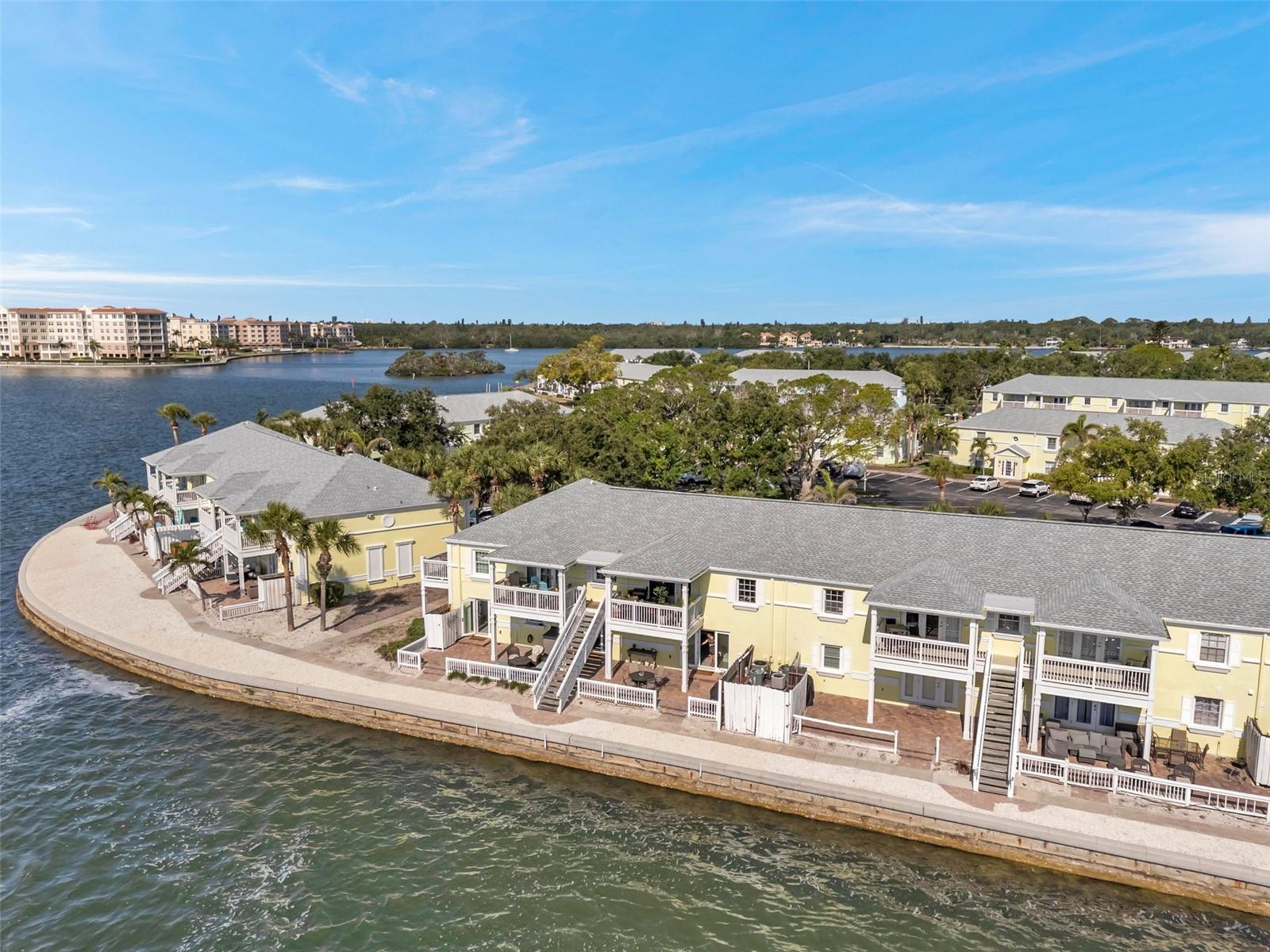 Image 42 of 50 For 5240 Coquina Key Drive Se B