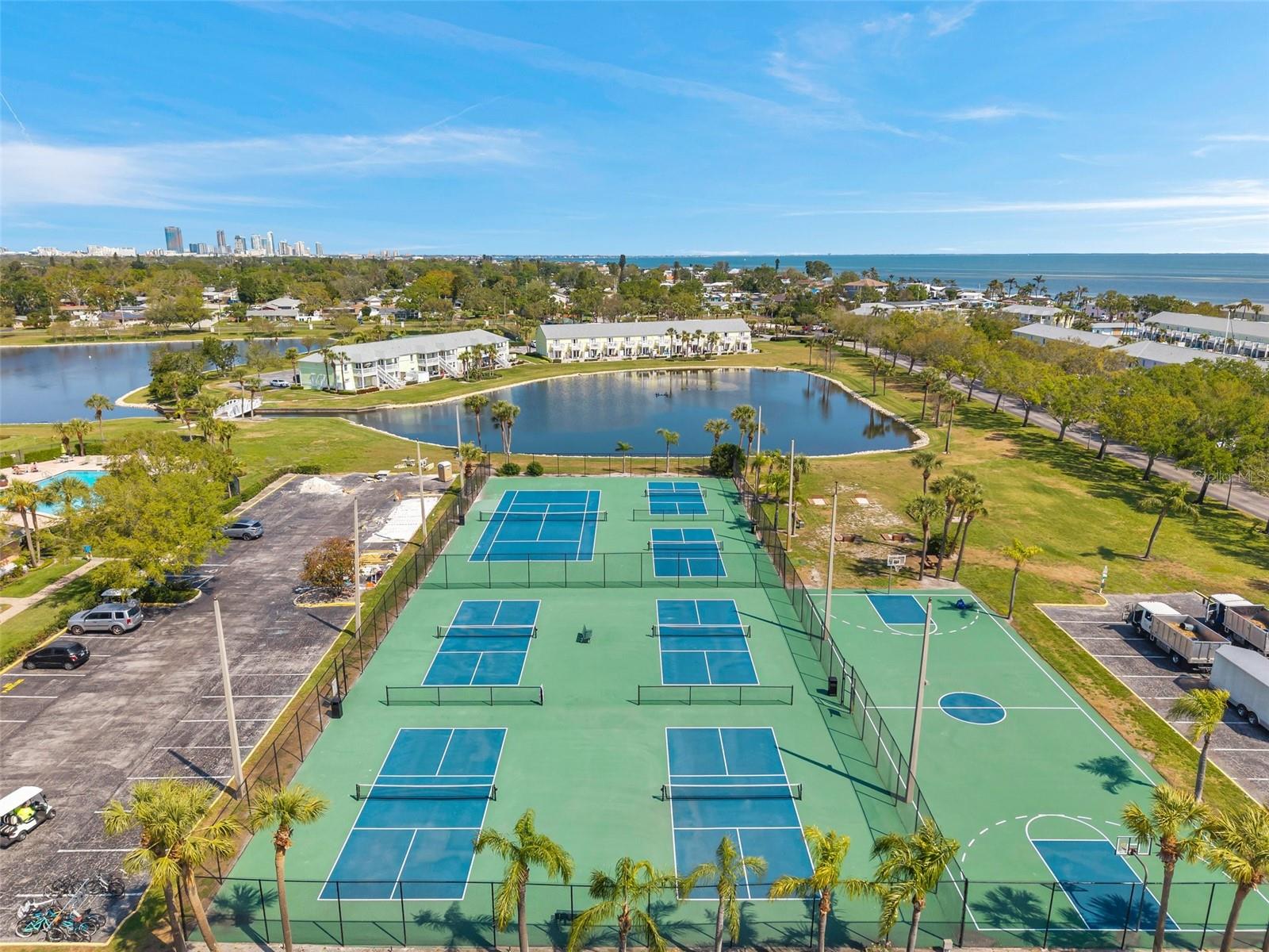 Image 49 of 50 For 5240 Coquina Key Drive Se B