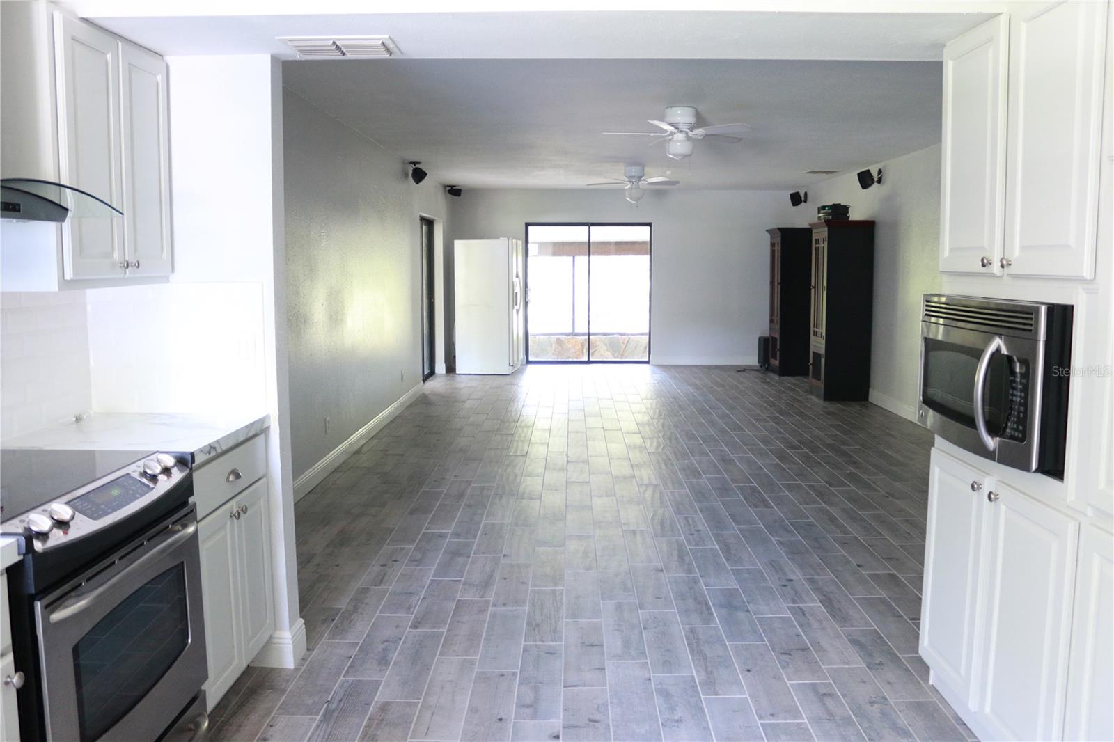 Image 10 of 25 For 1200 Tarpon Woods Boulevard M6
