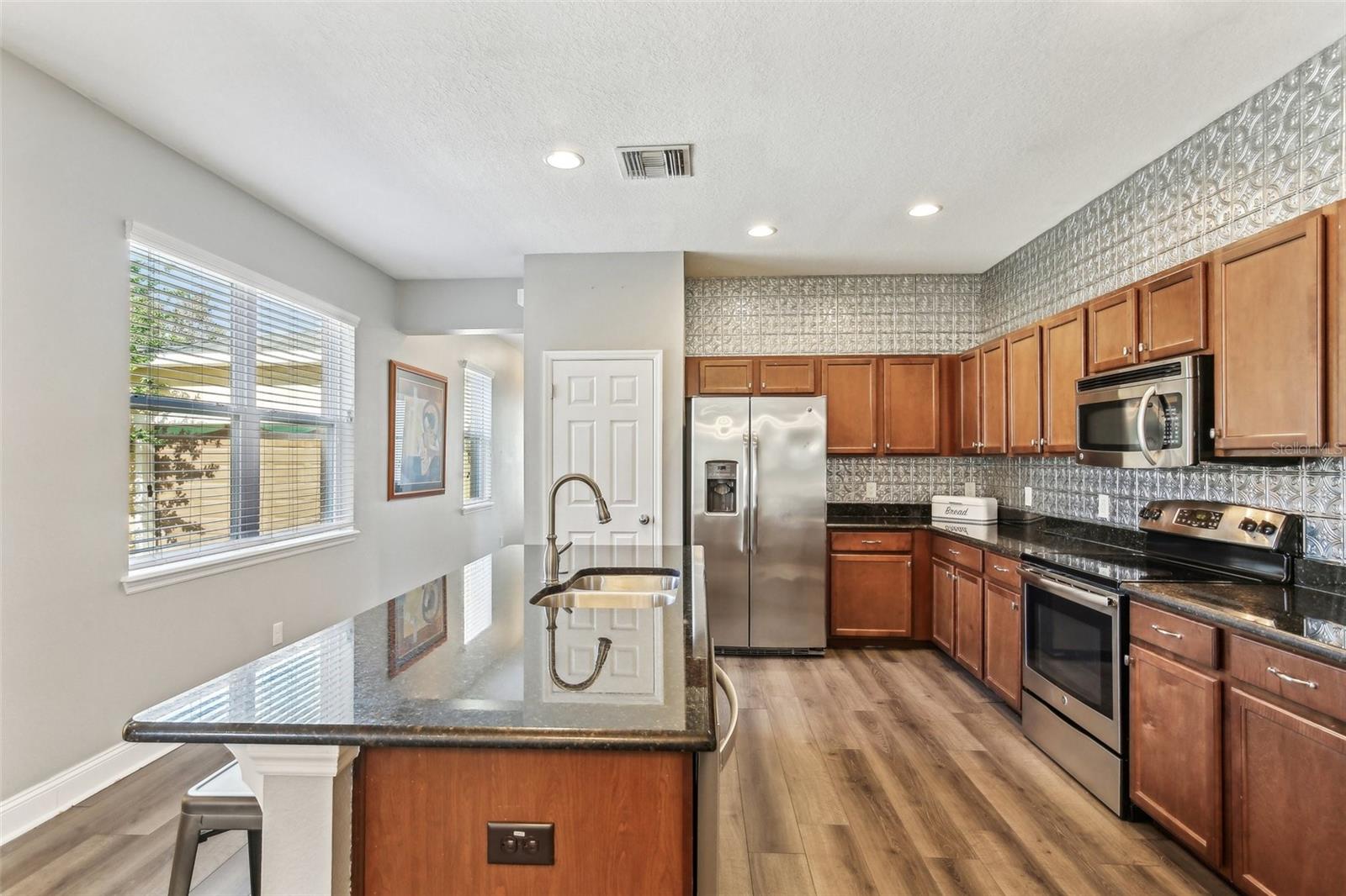 Image 10 of 50 For 5233 Suncatcher Drive