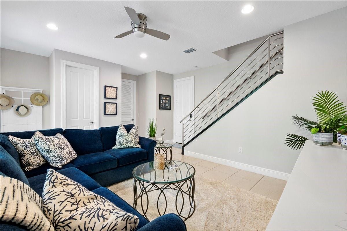 Image 15 of 31 For 619 Windward Circle S
