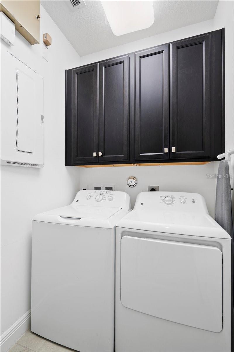 Image 21 of 31 For 619 Windward Circle S