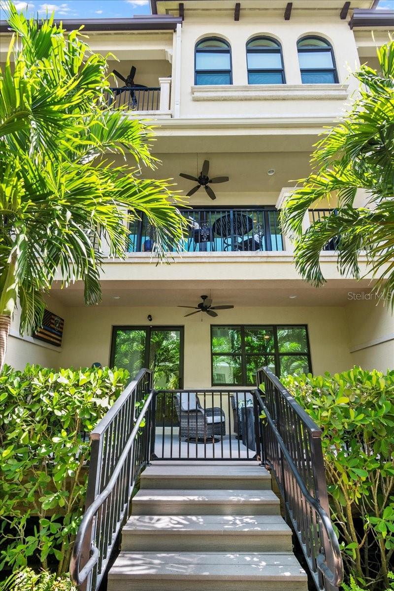 Image 4 of 31 For 619 Windward Circle S