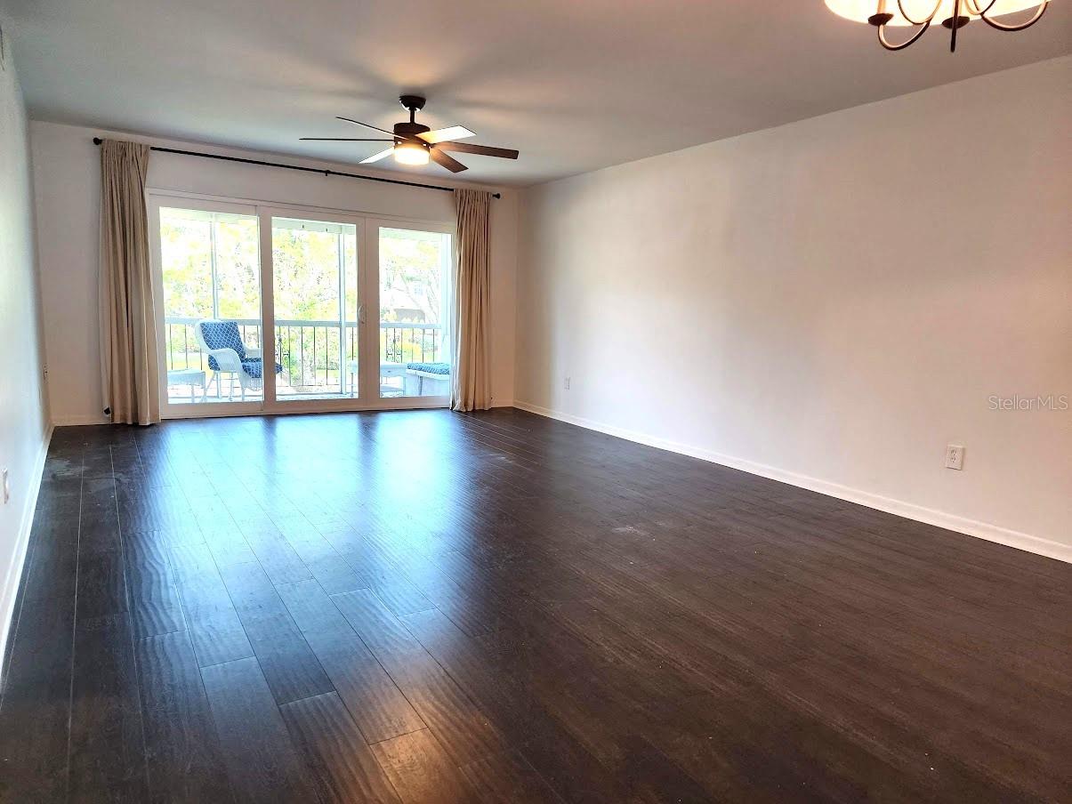 Image 4 of 13 For 4580 Overlook Drive Ne 296