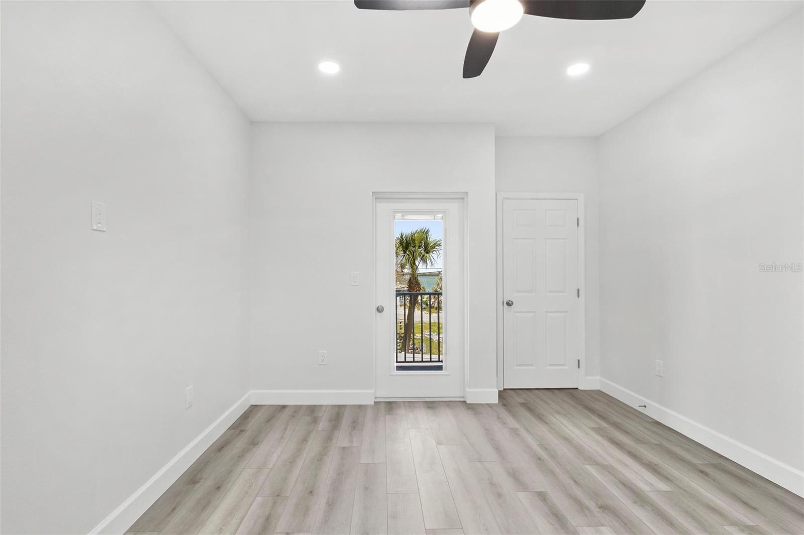 Image 29 of 62 For 13117 4th Street E