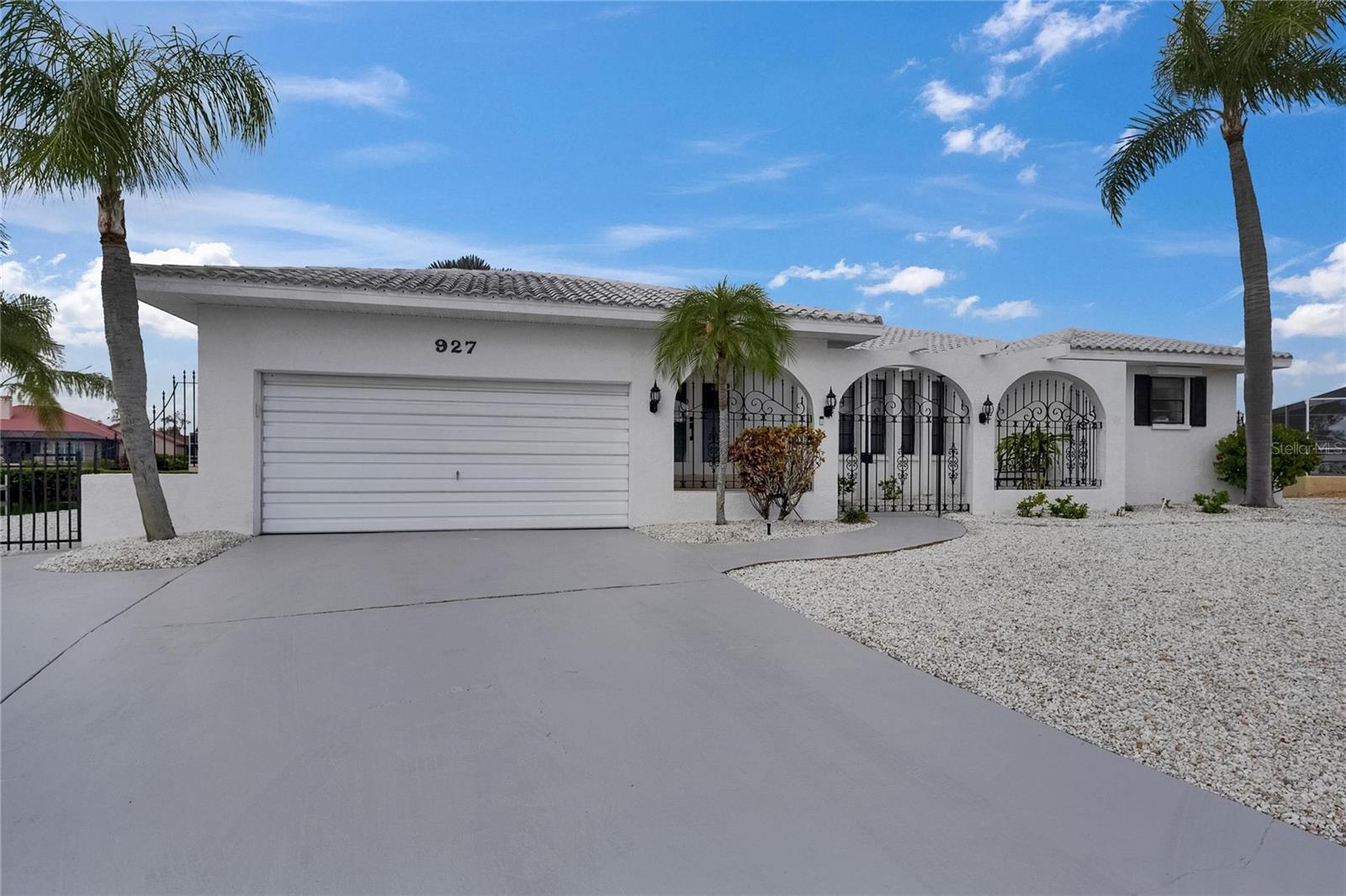Image 3 of 97 For 927 Golf Island Drive