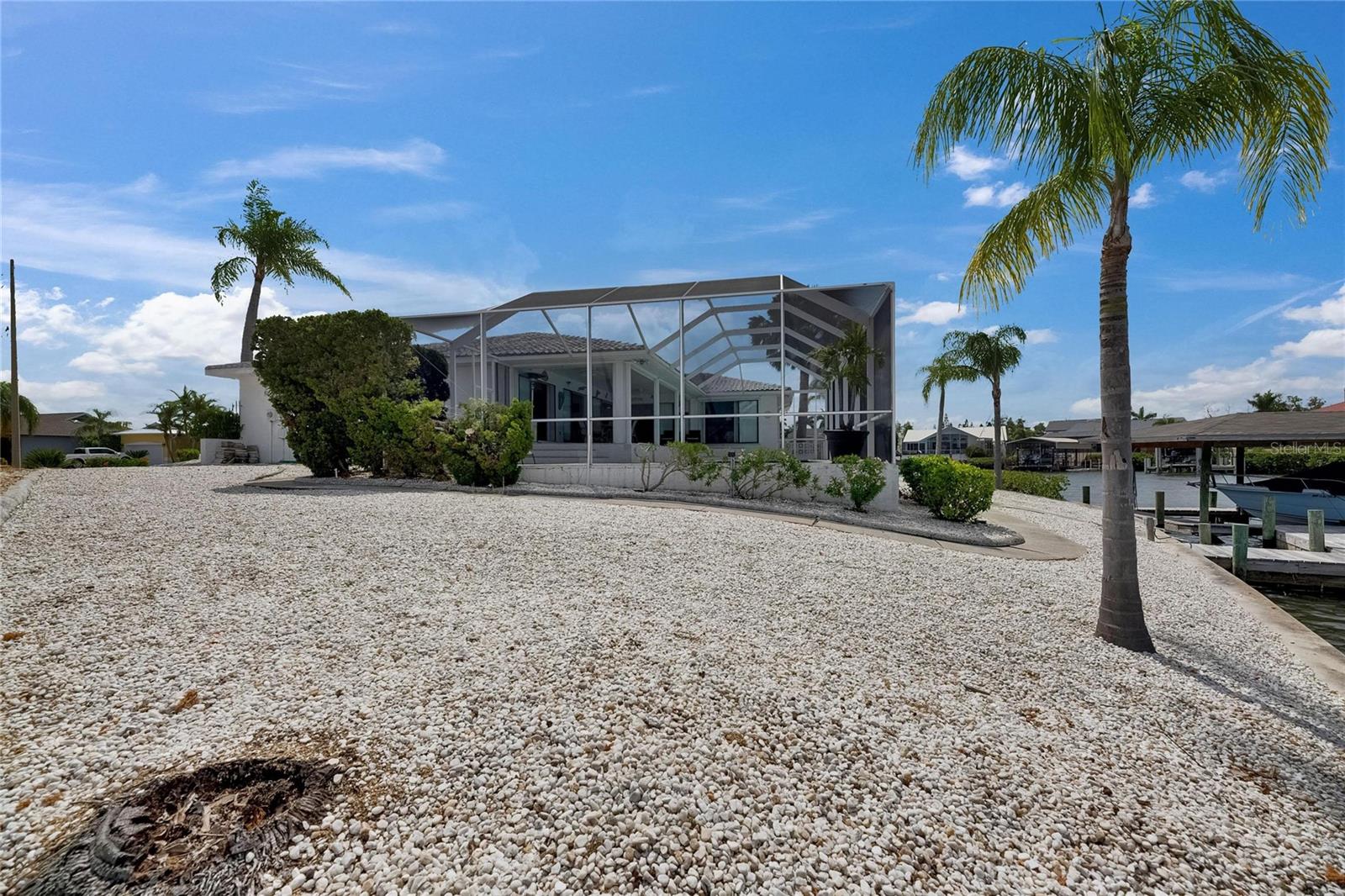 Image 62 of 97 For 927 Golf Island Drive