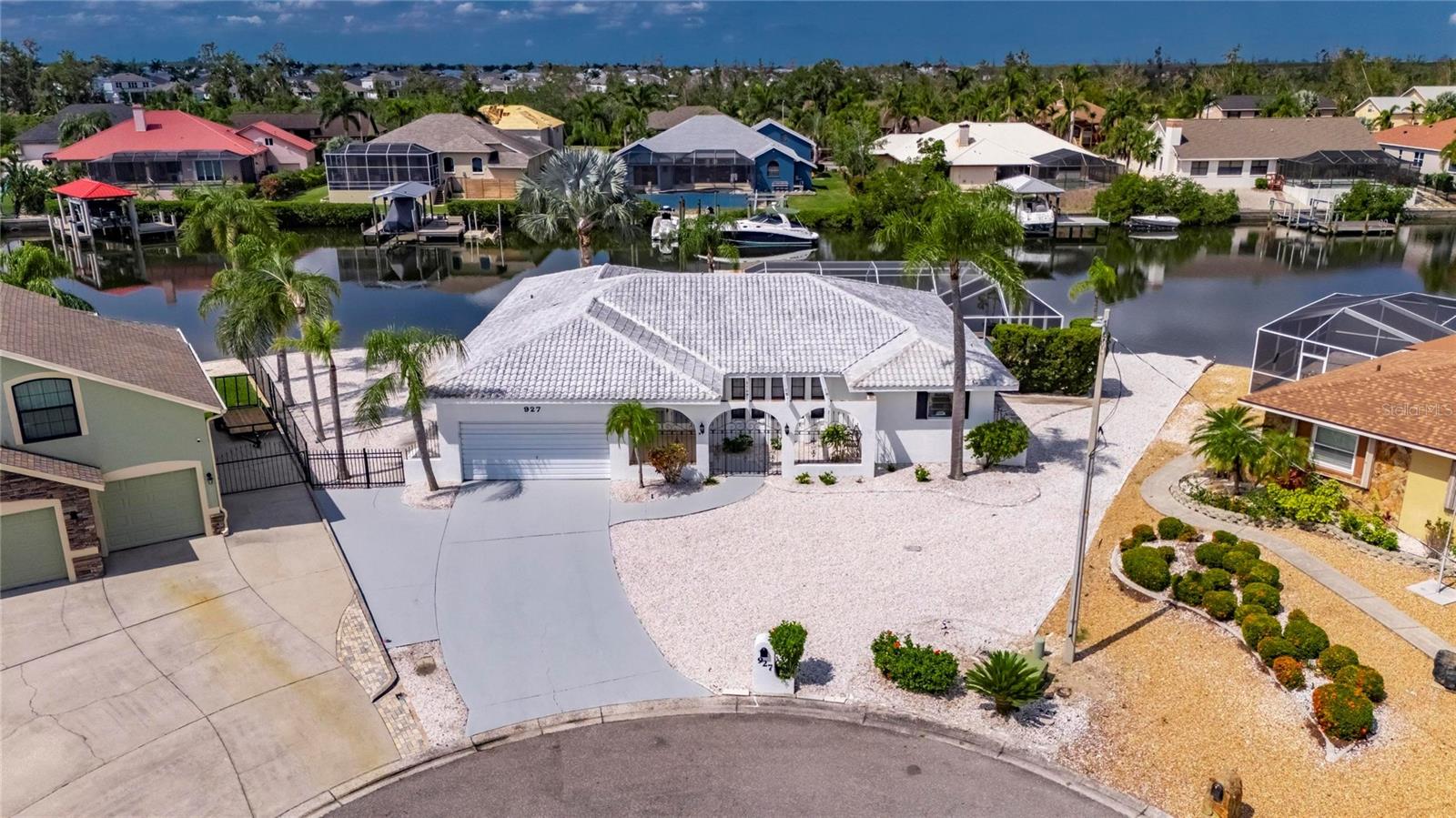 Image 69 of 97 For 927 Golf Island Drive