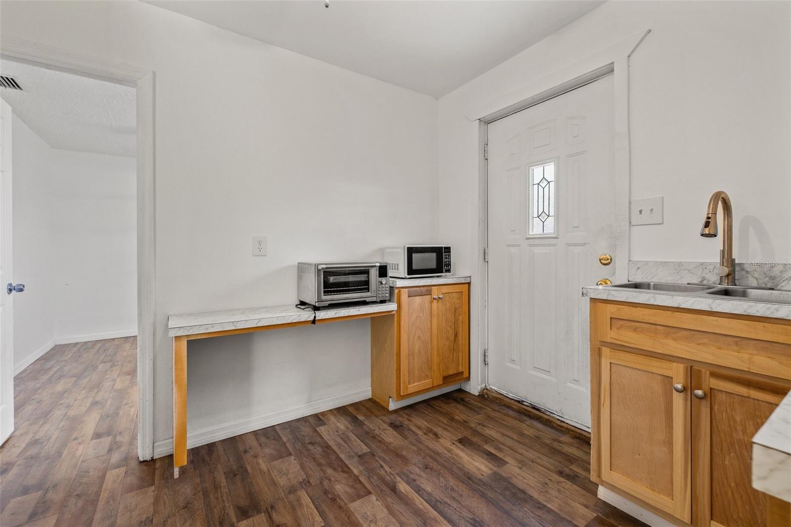Image 6 of 18 For 1010 60th Avenue N B