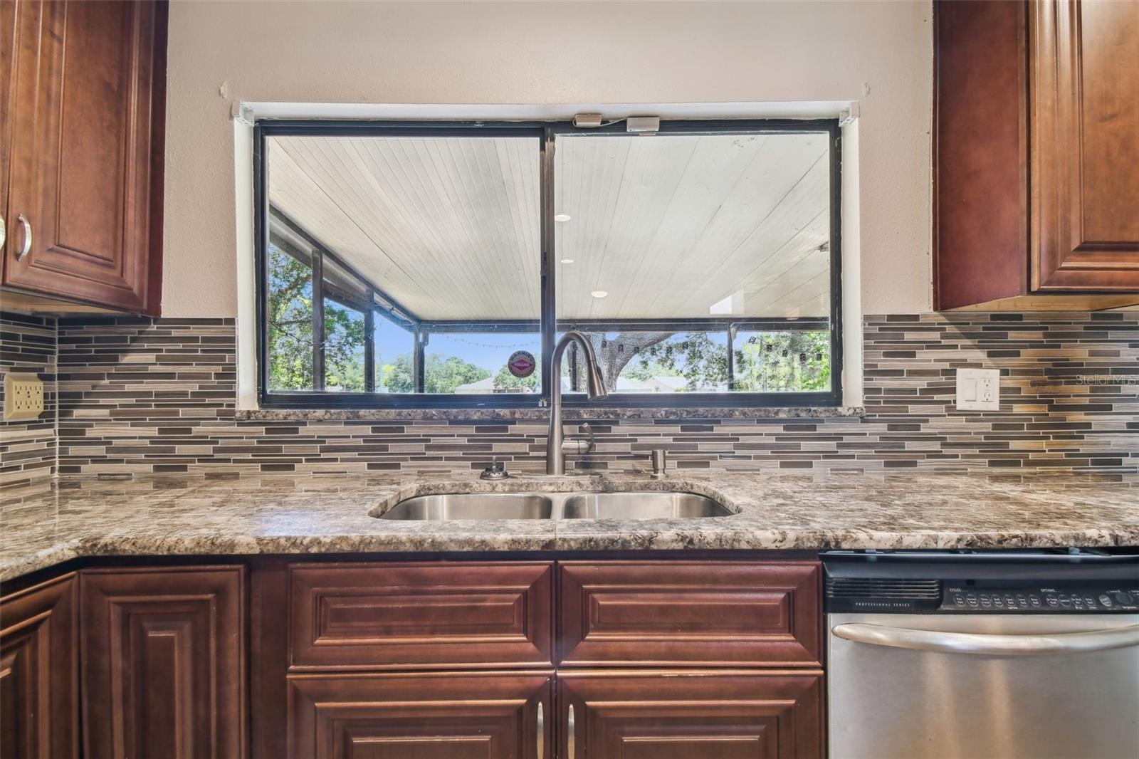 Image 13 of 51 For 16169 Gardendale Drive