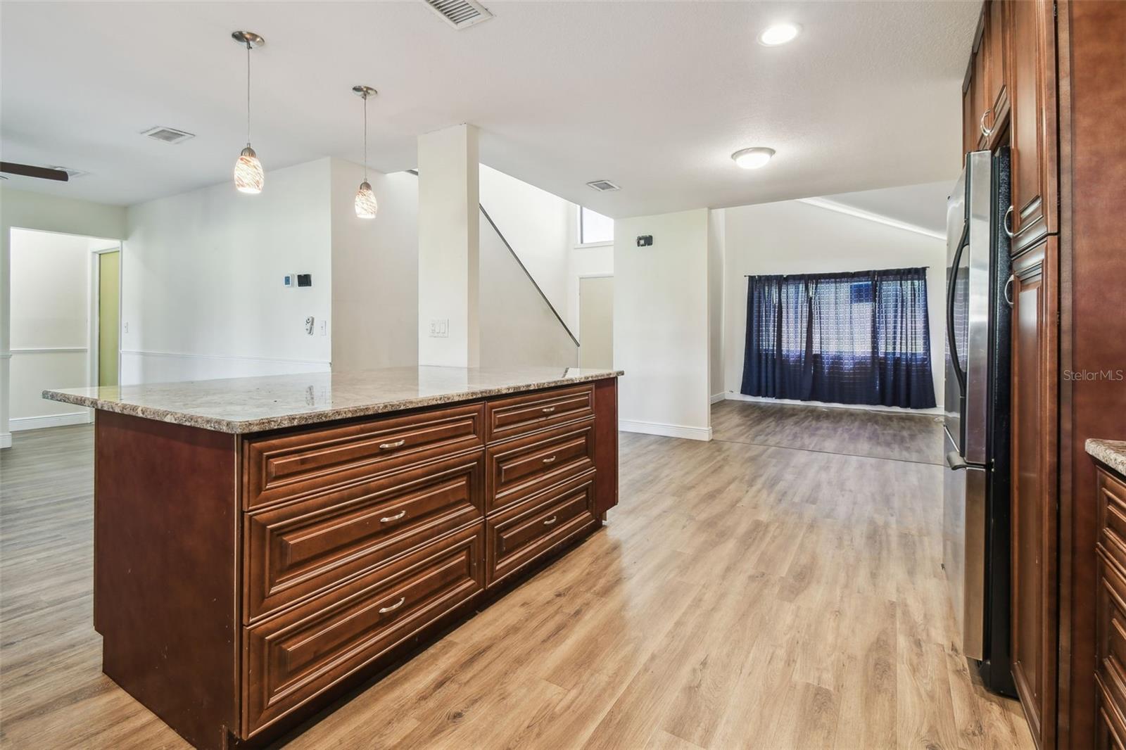Image 14 of 51 For 16169 Gardendale Drive