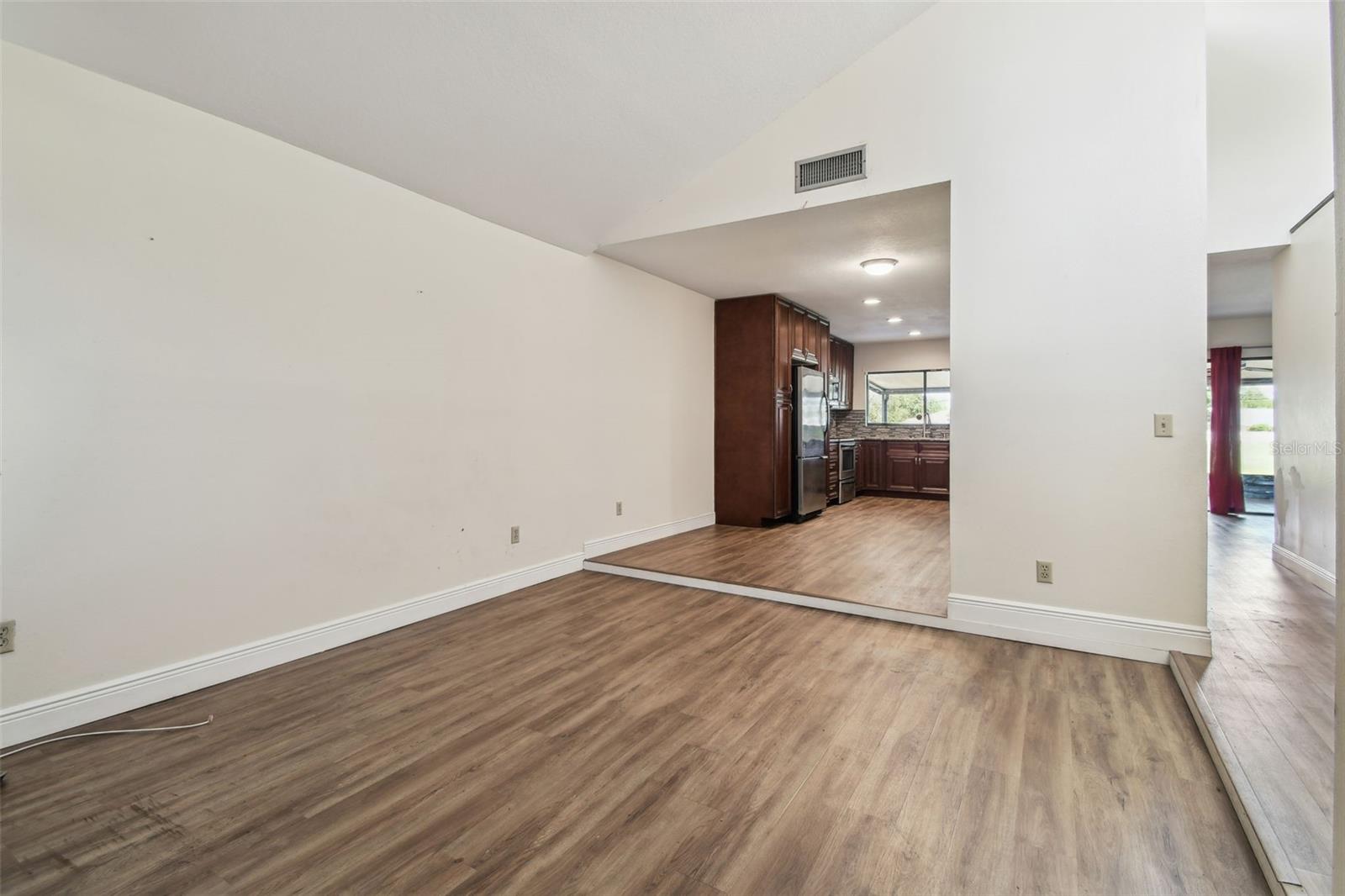 Image 5 of 51 For 16169 Gardendale Drive