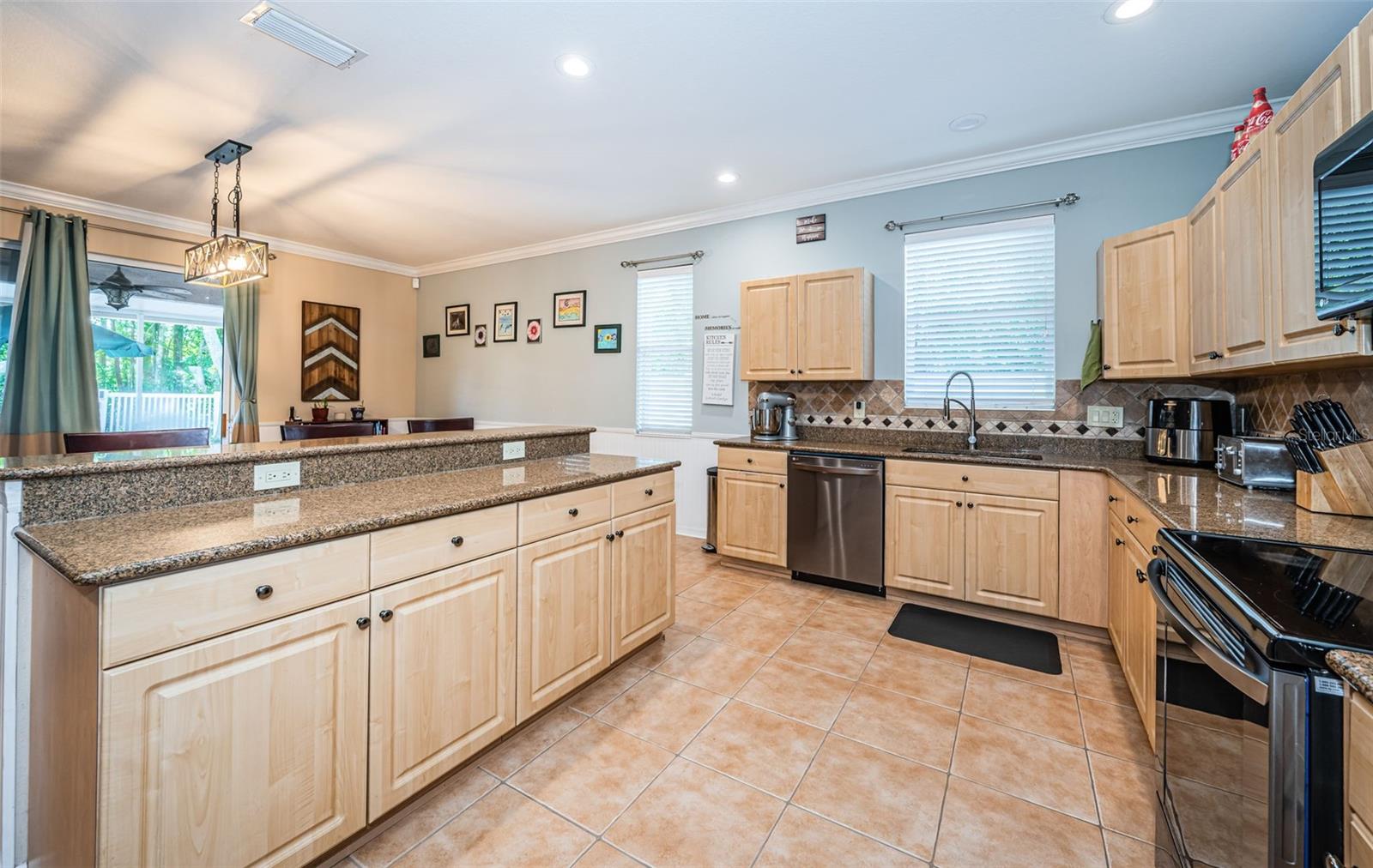 Image 11 of 66 For 19610 Sunset Bay Drive