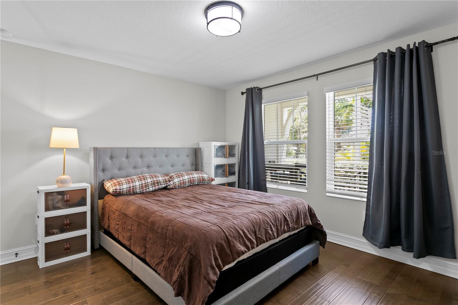 Image 7 of 56 For 4921 Paul Avenue 6