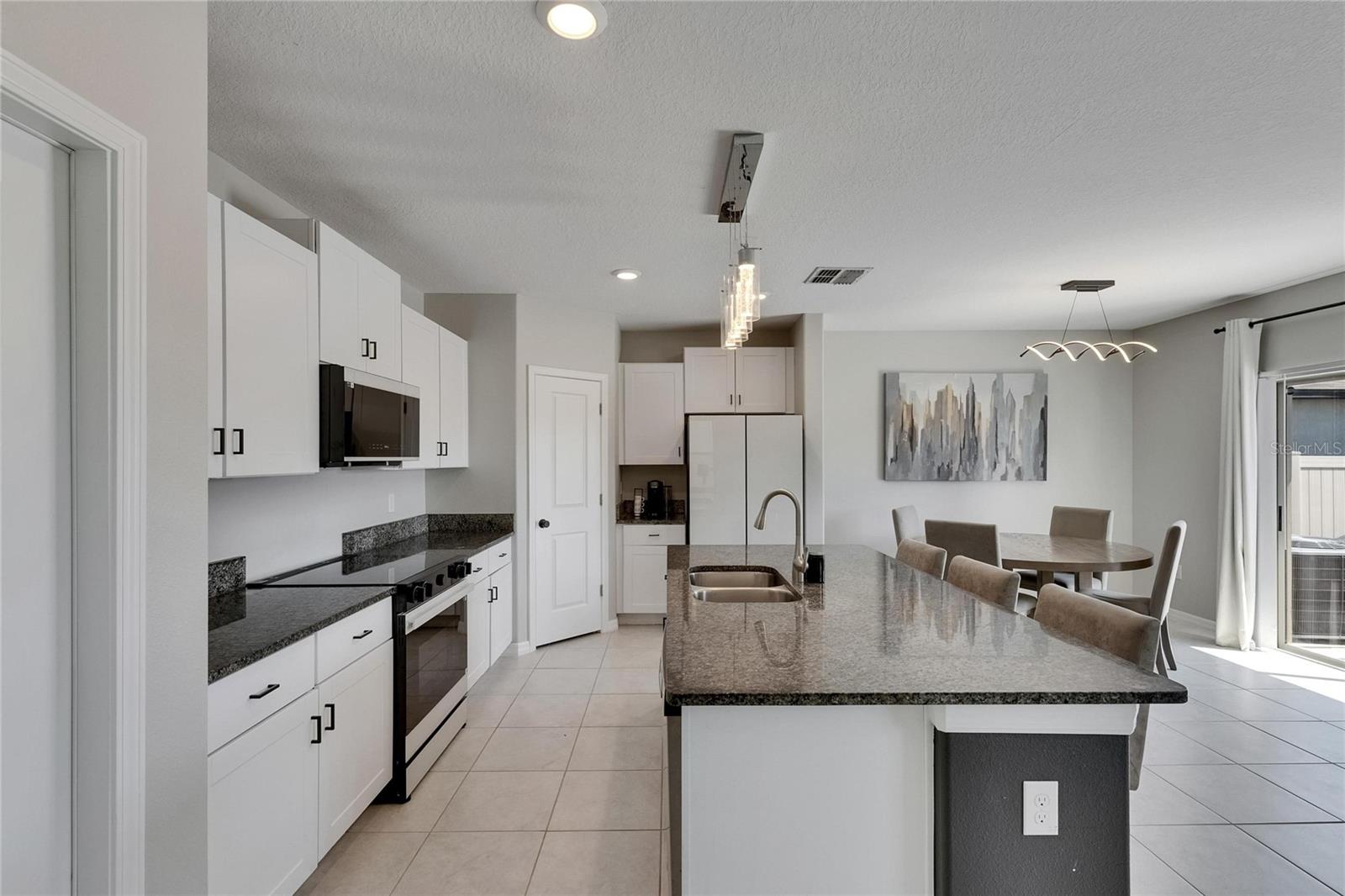 Image 23 of 78 For 15718 Fort Island Place