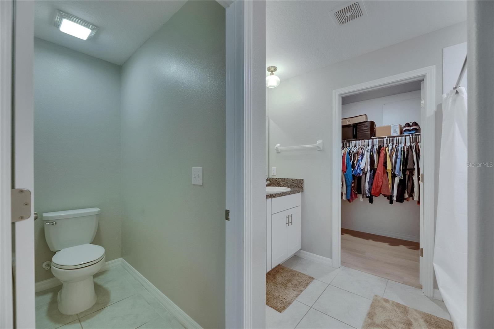 Image 38 of 78 For 15718 Fort Island Place