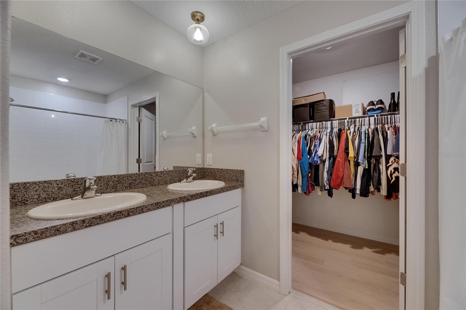 Image 39 of 78 For 15718 Fort Island Place