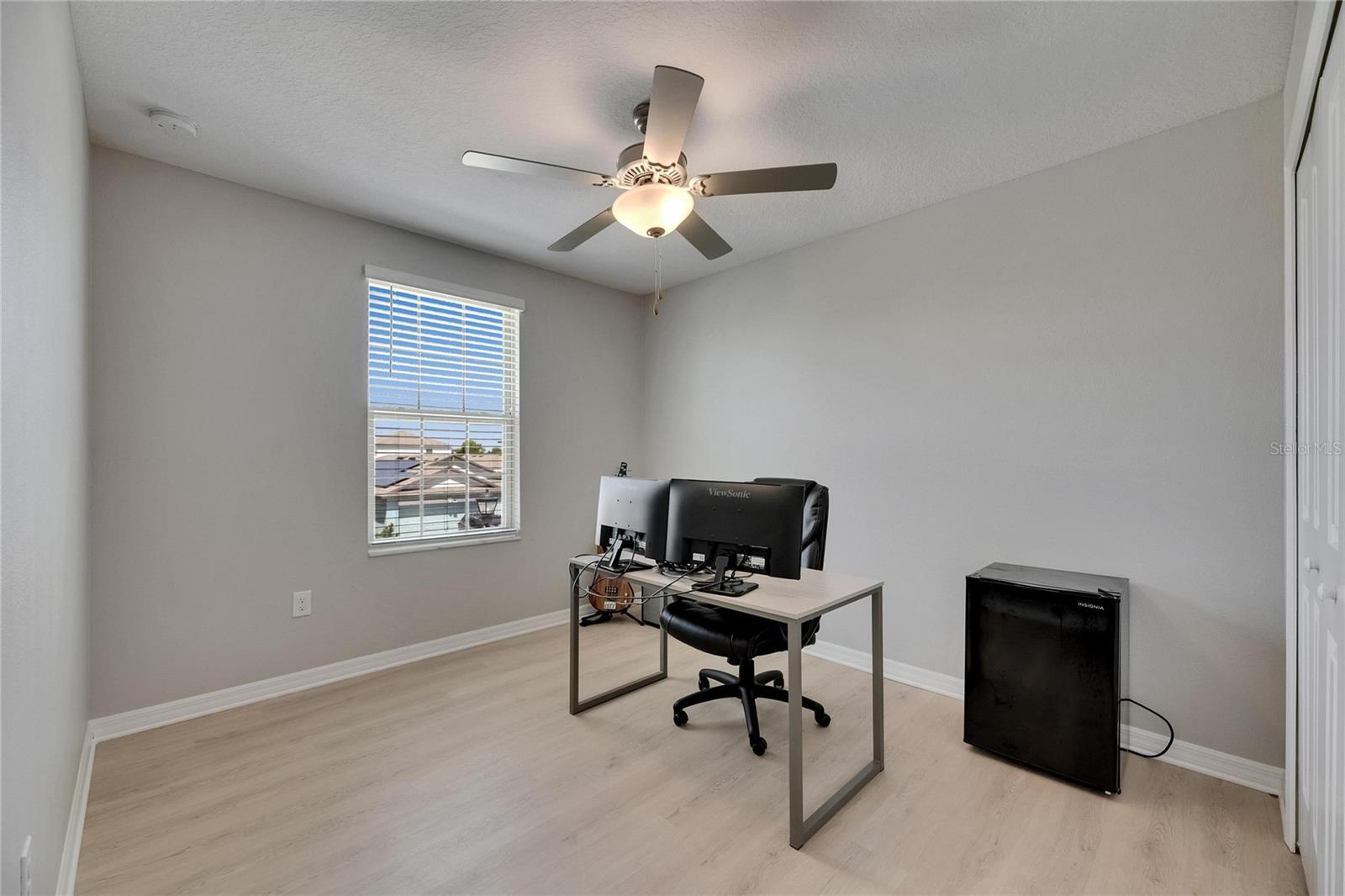 Image 53 of 78 For 15718 Fort Island Place