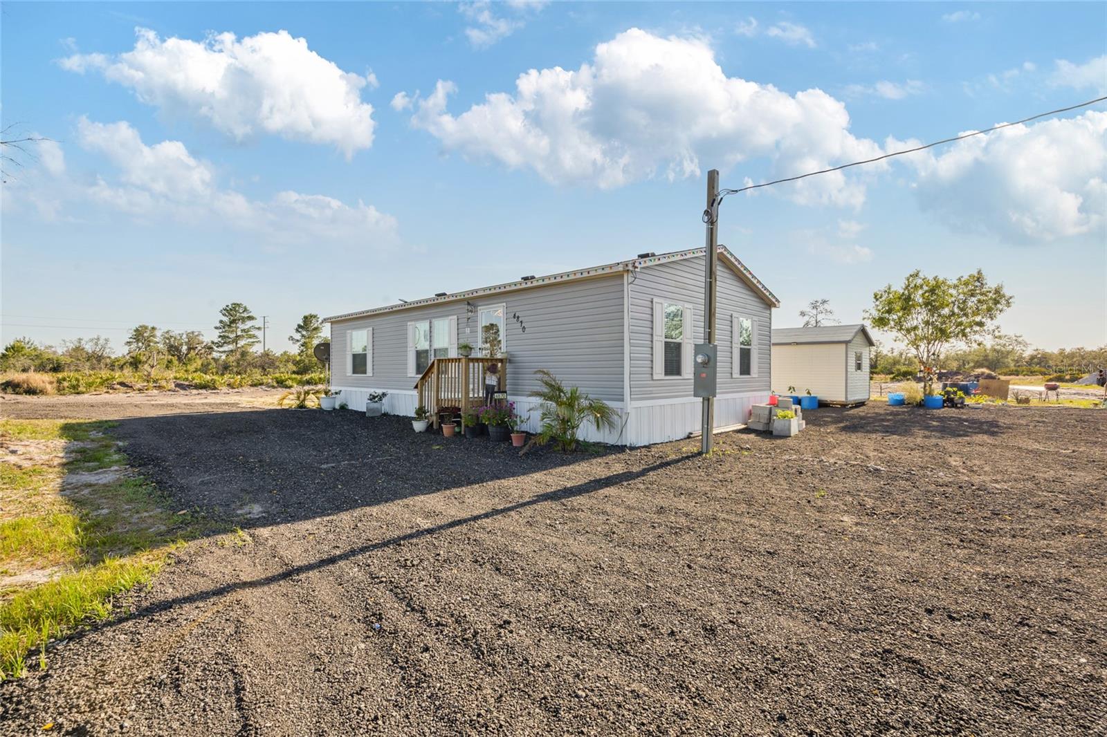 Image 22 of 34 For 4870 Woodville Street