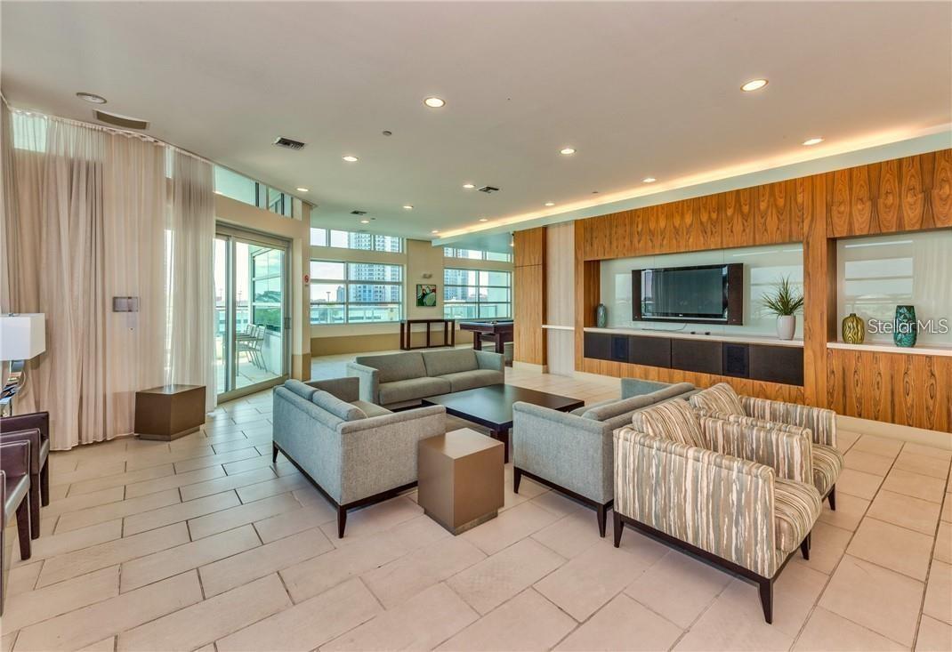 Image 10 of 16 For 912 Channelside Drive 2515