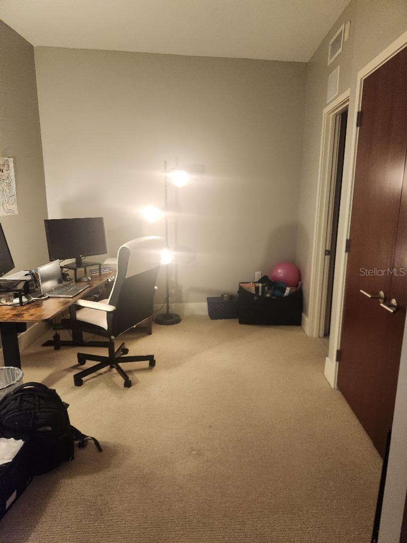 Image 5 of 16 For 912 Channelside Drive 2515