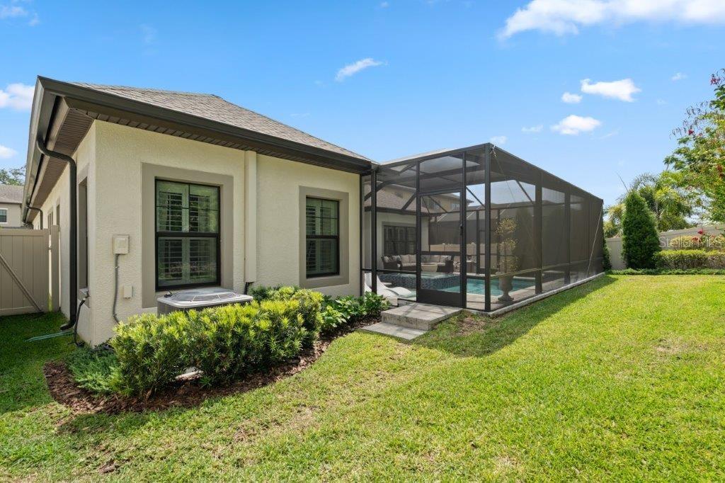 Listing photo id 26 for 922 Grand Cresta Avenue