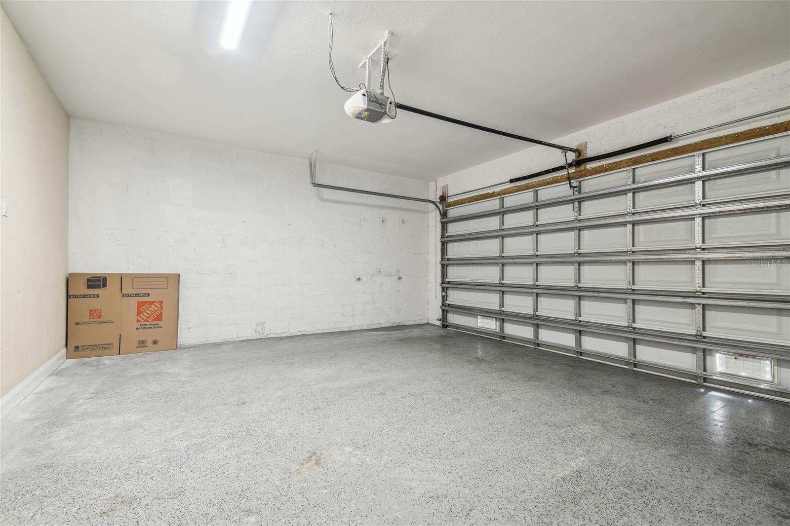 Listing photo id 47 for 720 22nd Street