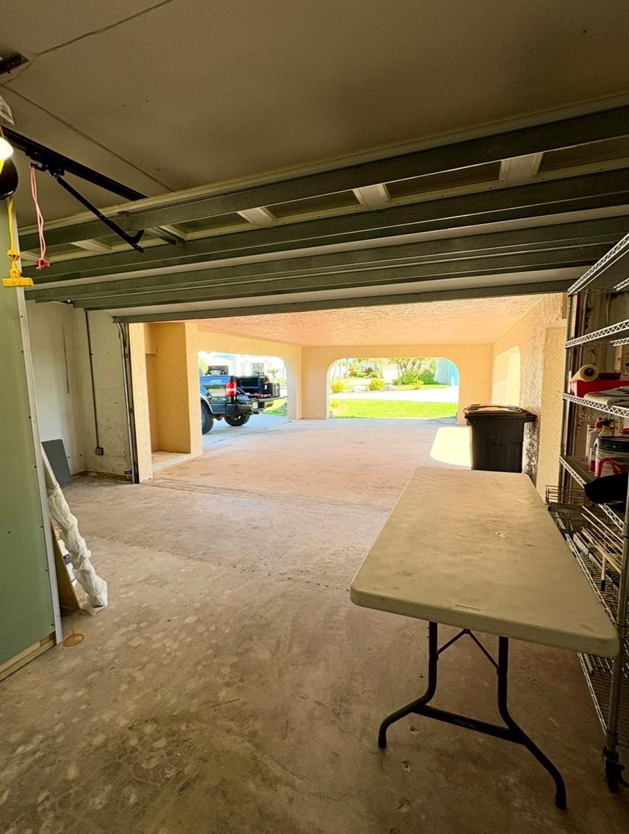Image 16 of 26 For 5530 Windward Way