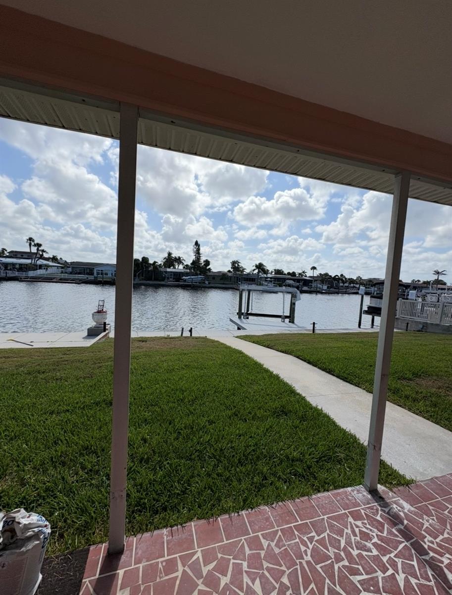 Image 23 of 26 For 5530 Windward Way