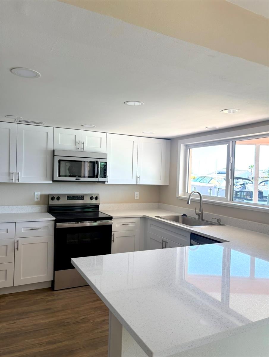 Image 5 of 26 For 5530 Windward Way