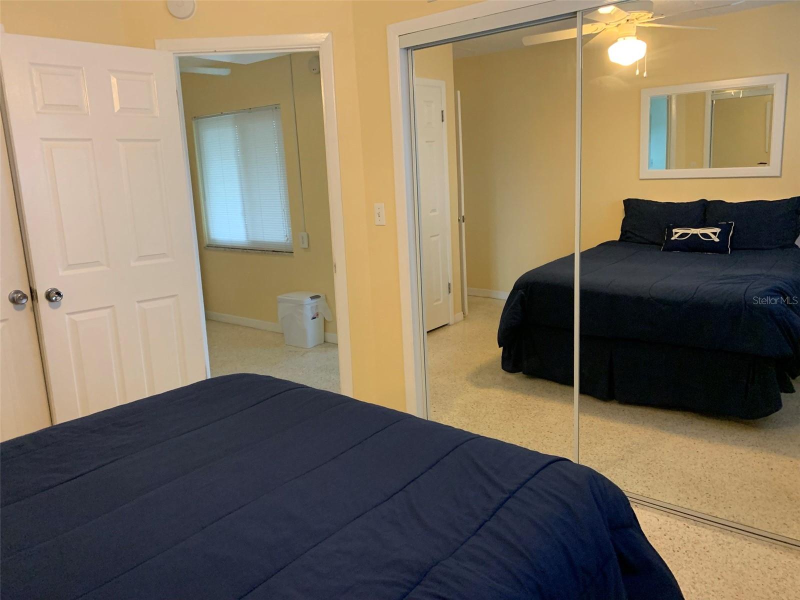Image 10 of 17 For 17688 Gulf Boulevard 201