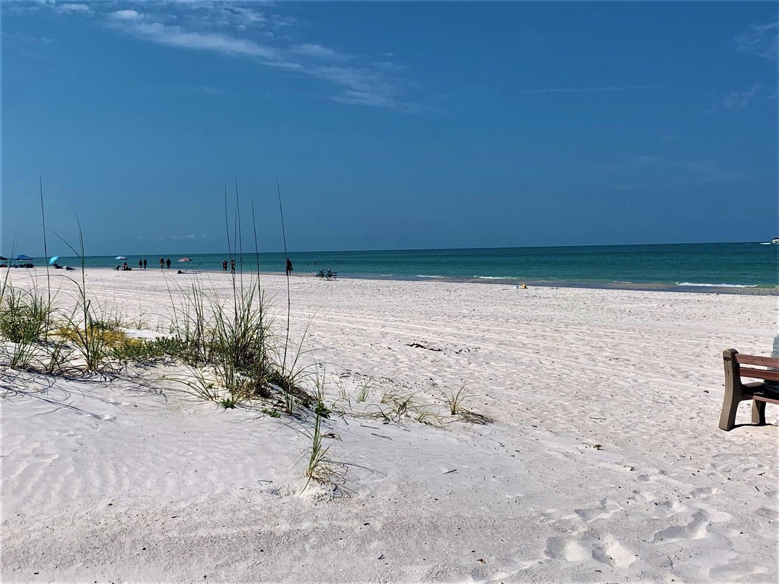 Image 16 of 17 For 17688 Gulf Boulevard 201