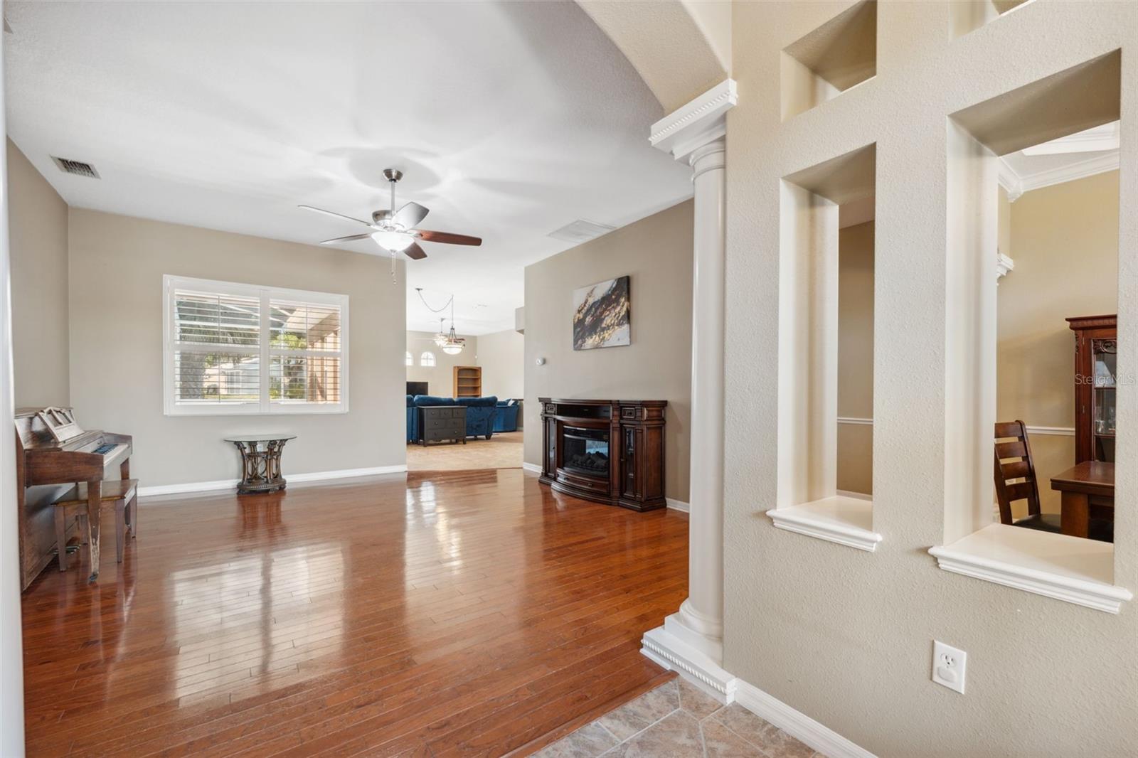 Image 5 of 47 For 9127 Irondale Lane