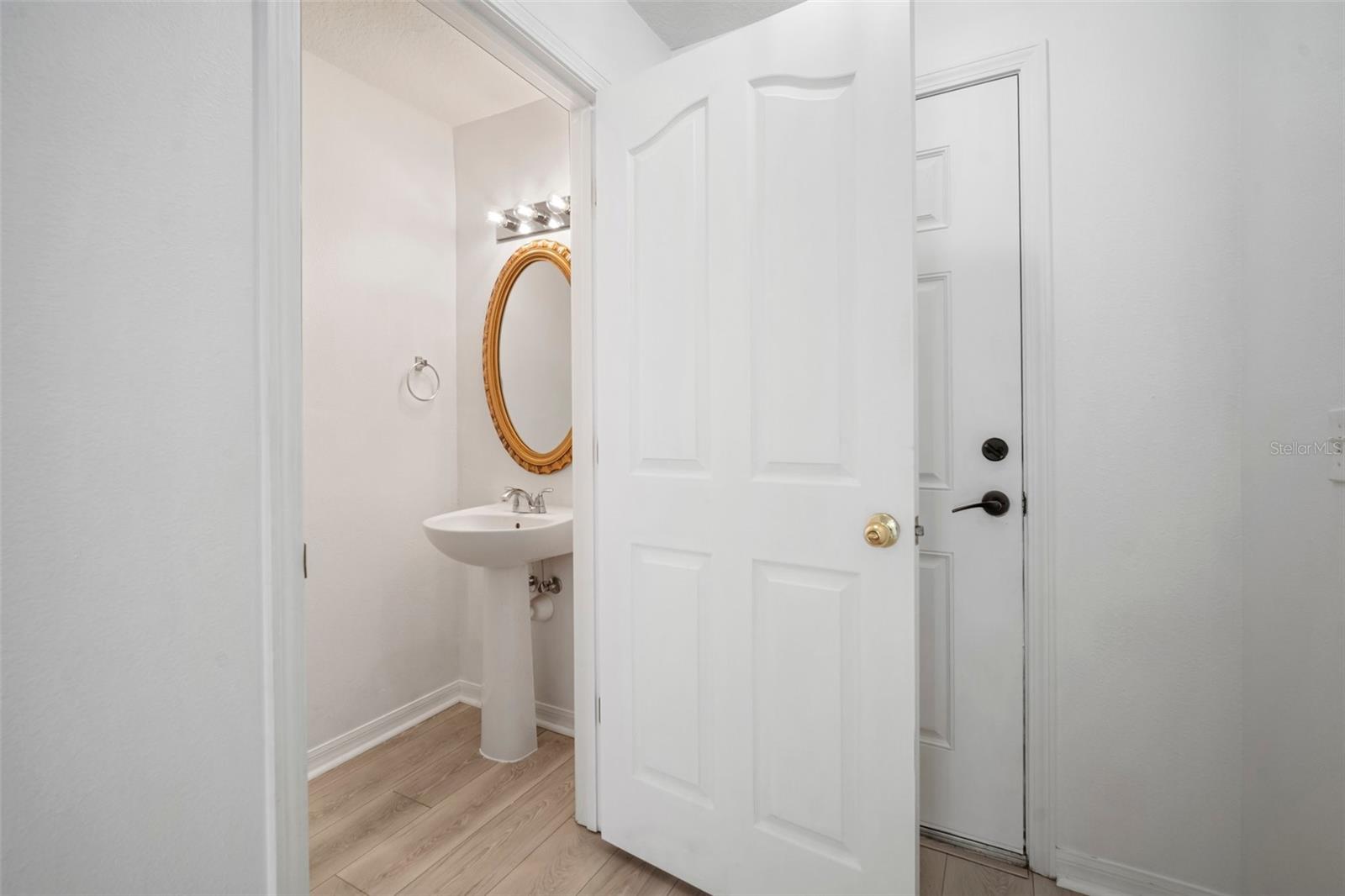 Image 25 of 42 For 6831 Dartmouth Hill Street