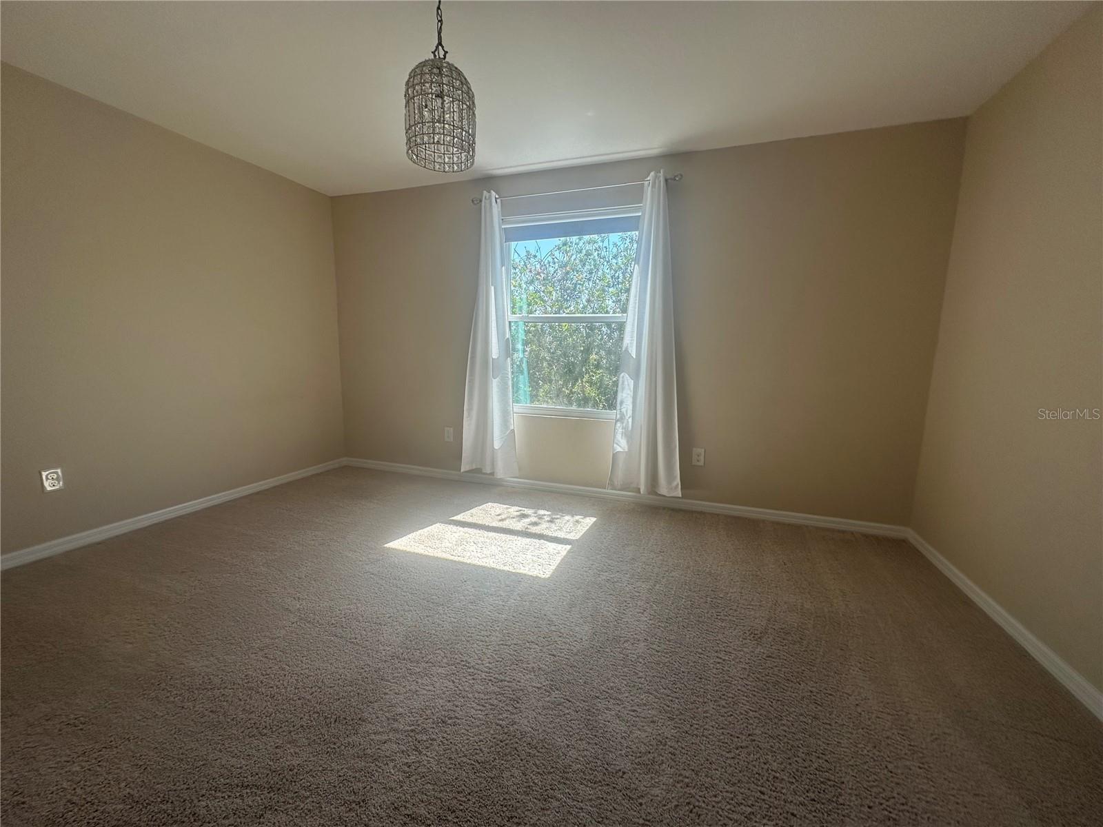 Image 18 of 24 For 6309 Lantern View Place
