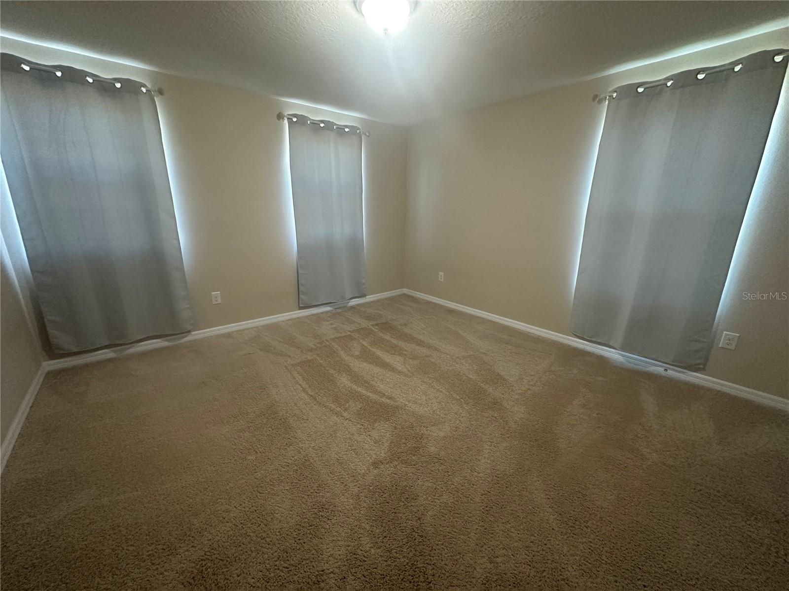 Image 21 of 24 For 6309 Lantern View Place