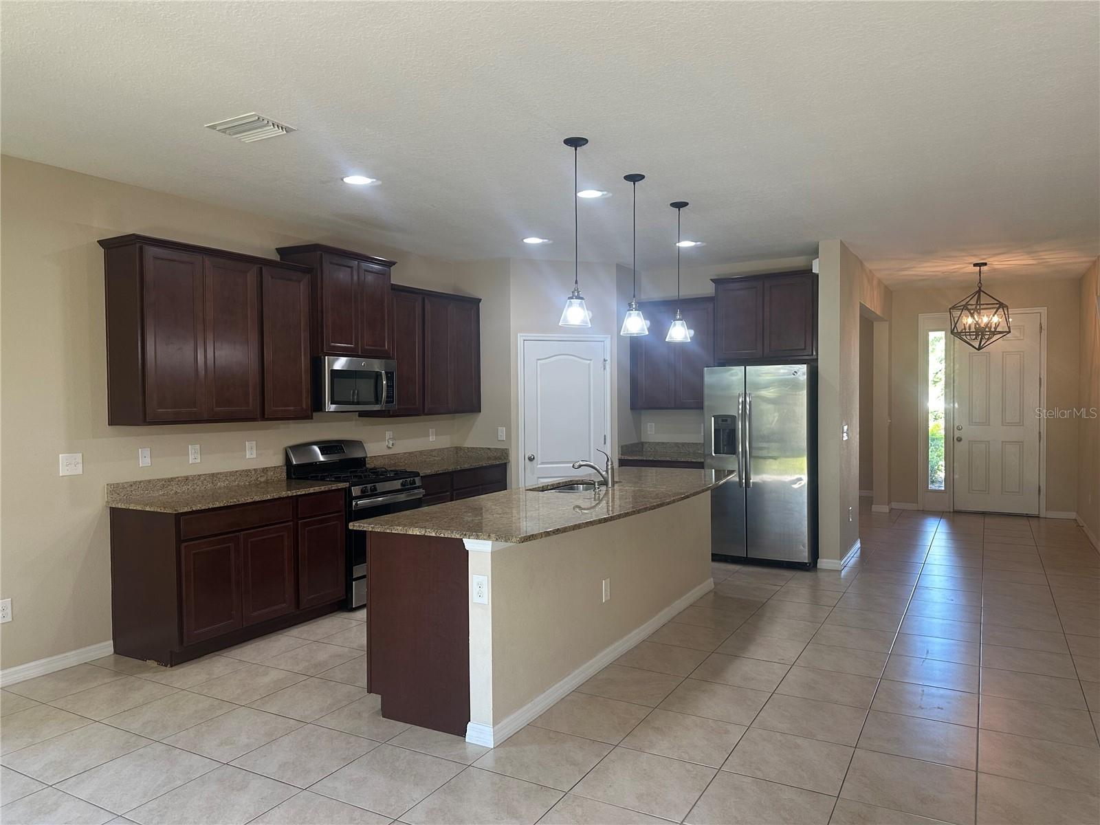 Image 6 of 24 For 6309 Lantern View Place