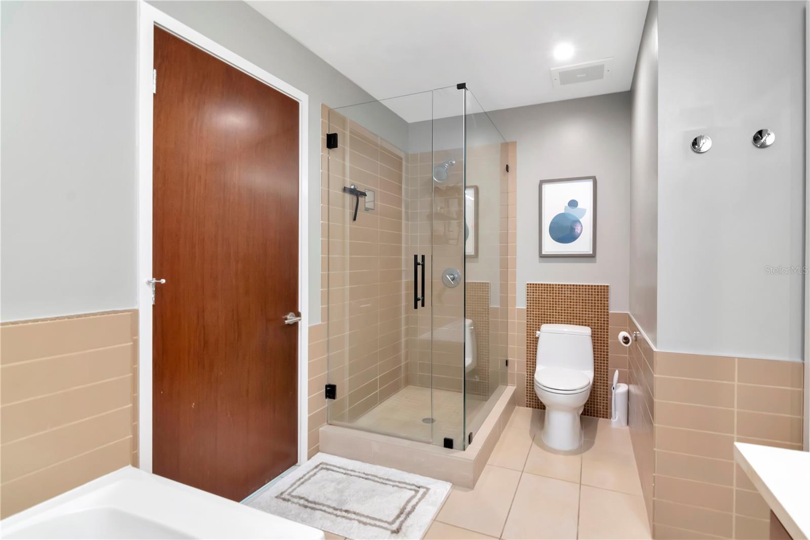 Image 12 of 42 For 912 Channelside Drive 2710