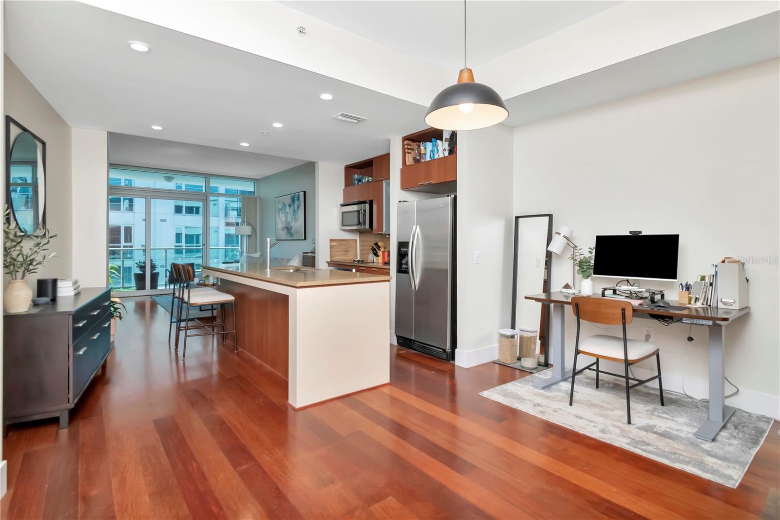 Image 3 of 42 For 912 Channelside Drive 2710