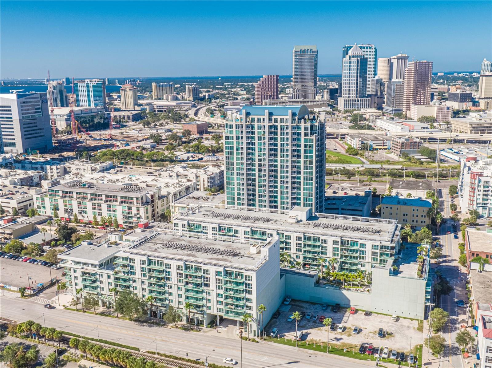 Image 41 of 42 For 912 Channelside Drive 2710