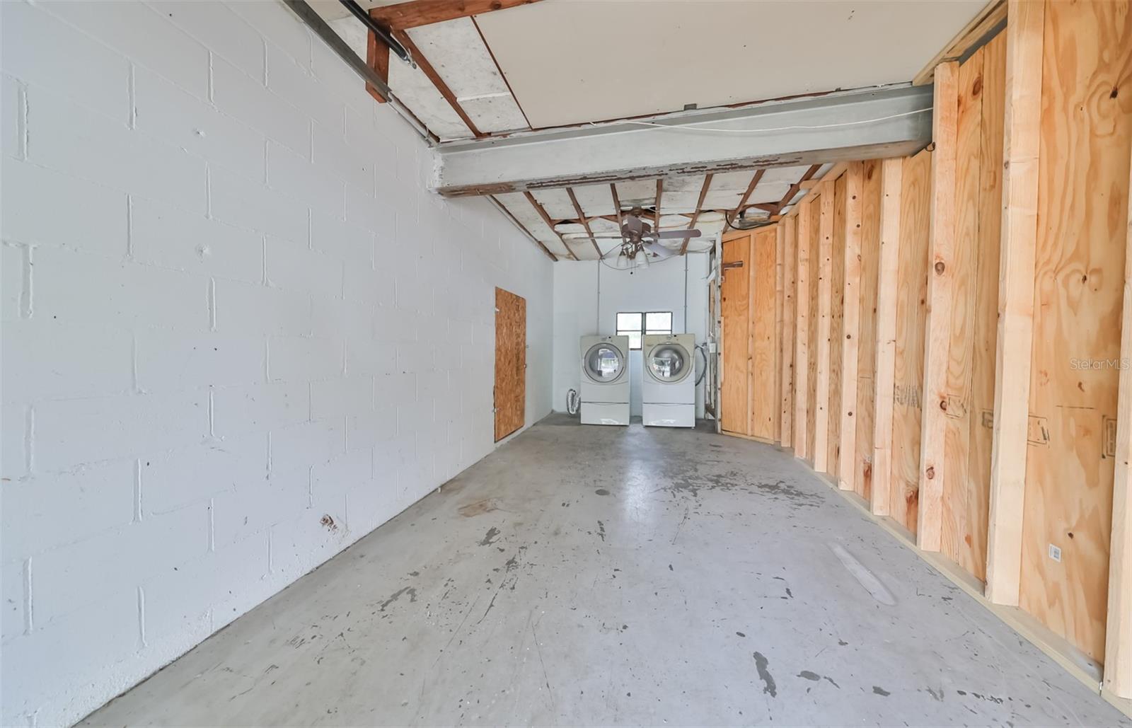 Image 2 of 21 For 3900 52nd Avenue N 1-2