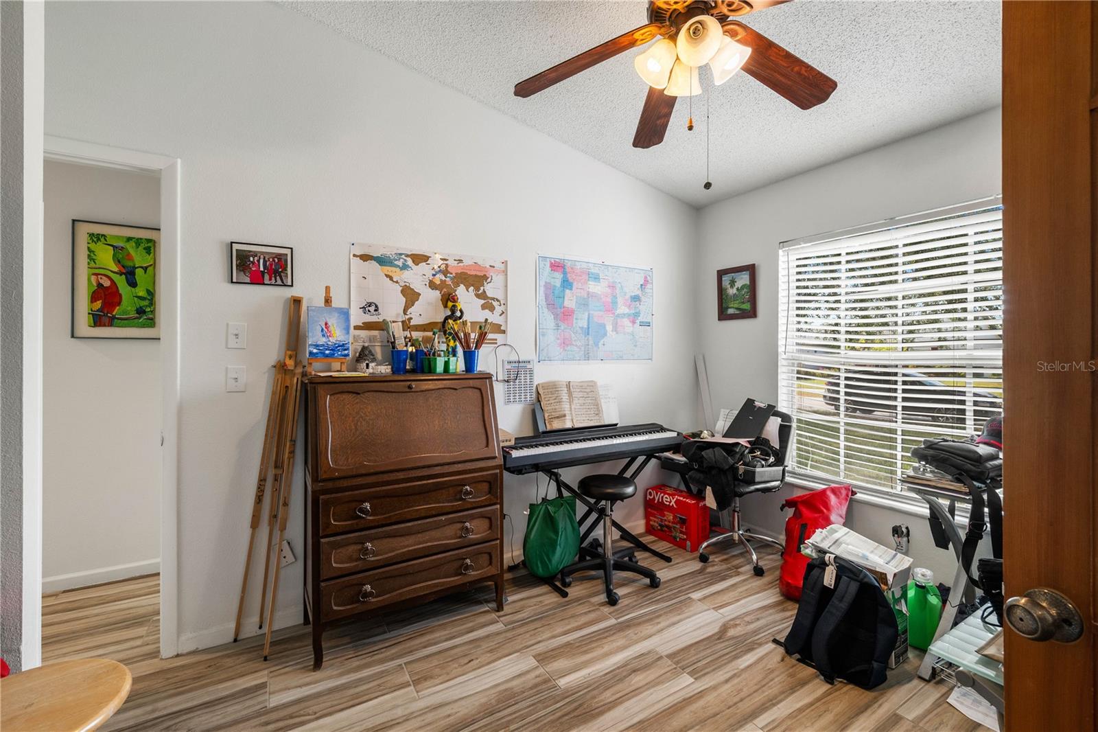 Image 13 of 43 For 12815 Tallowood Drive