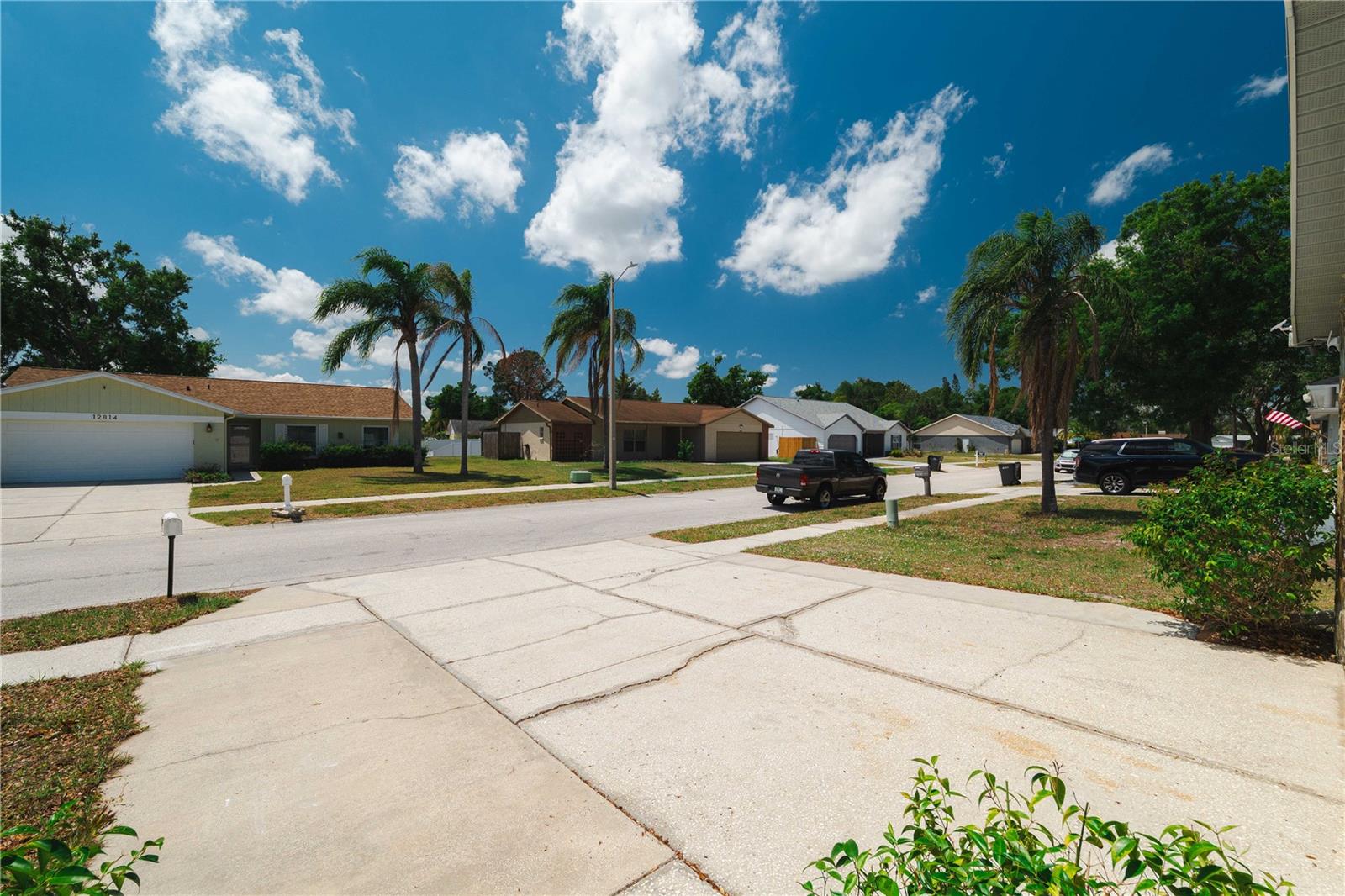 Image 29 of 43 For 12815 Tallowood Drive