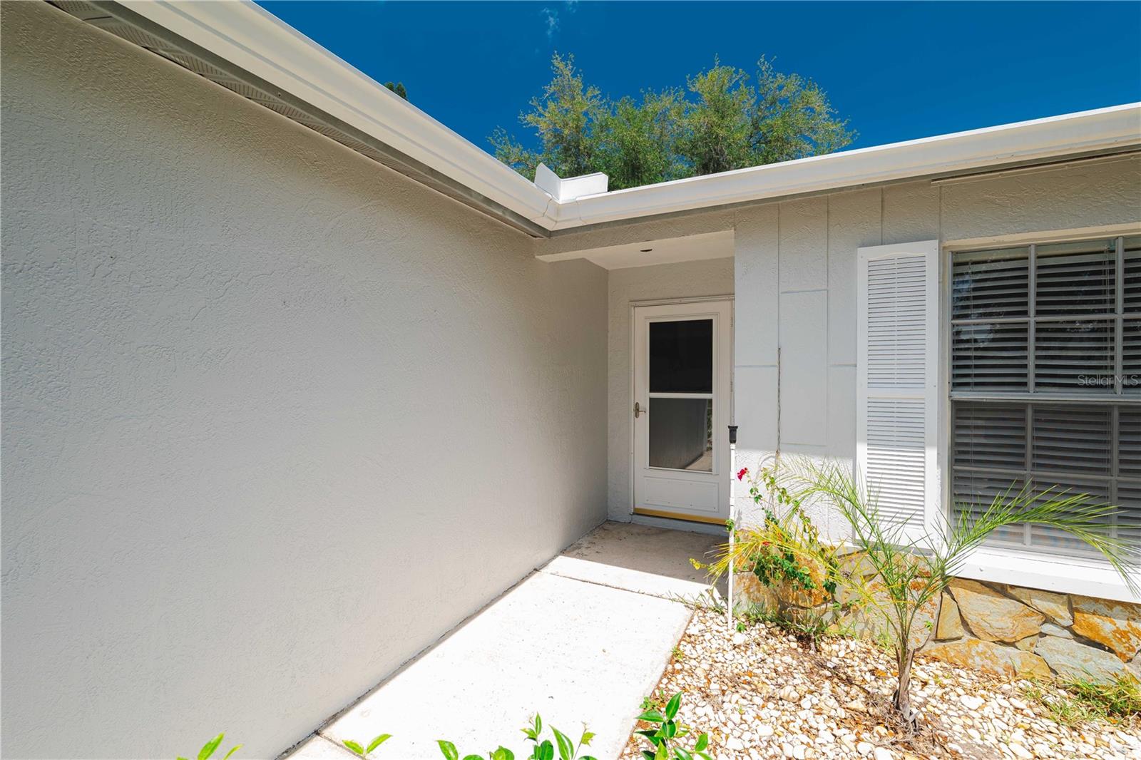 Image 30 of 43 For 12815 Tallowood Drive