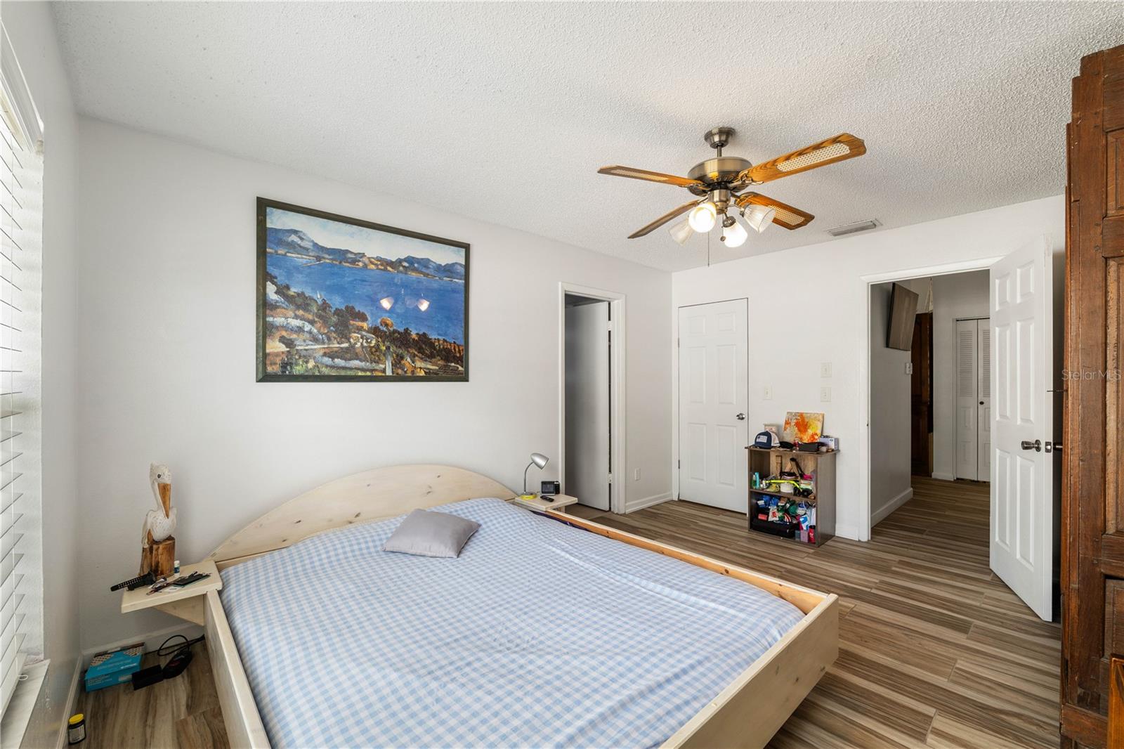 Image 9 of 43 For 12815 Tallowood Drive